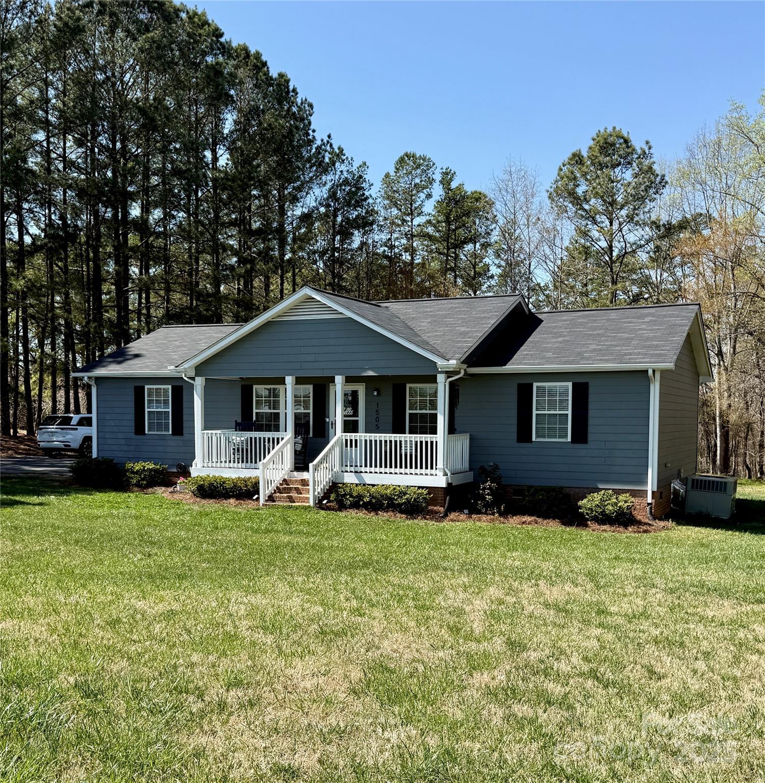 1505 Cherryville Road Property Photo