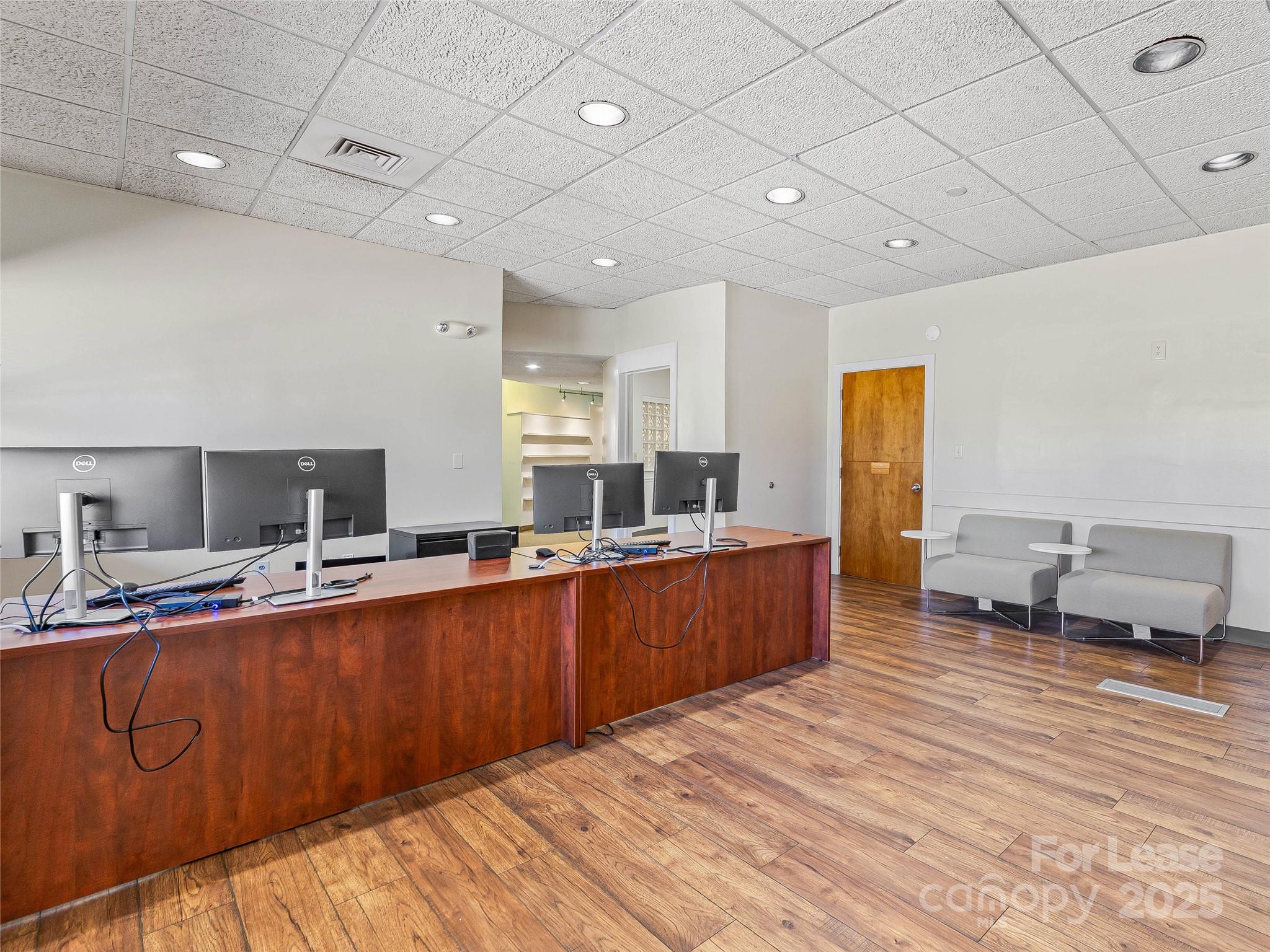 86 Asheland Avenue Property Photo 4