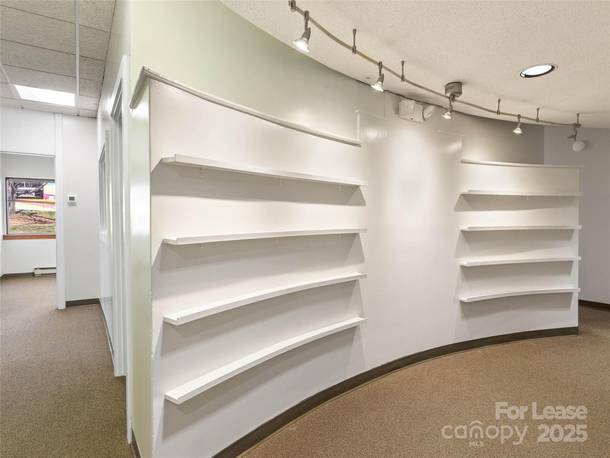 86 Asheland Avenue Property Photo 6