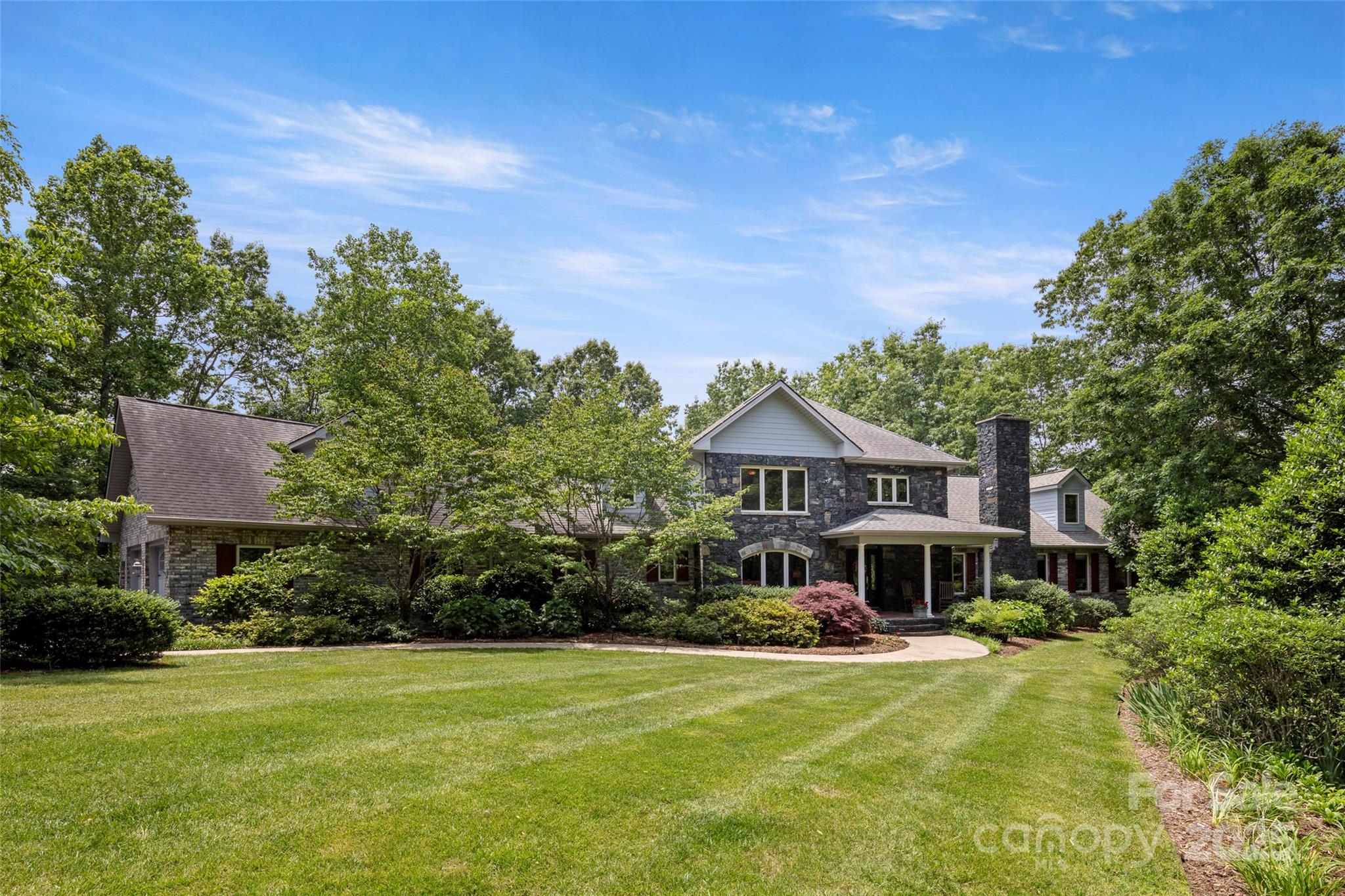 421 N Boundary Road Property Photo 2