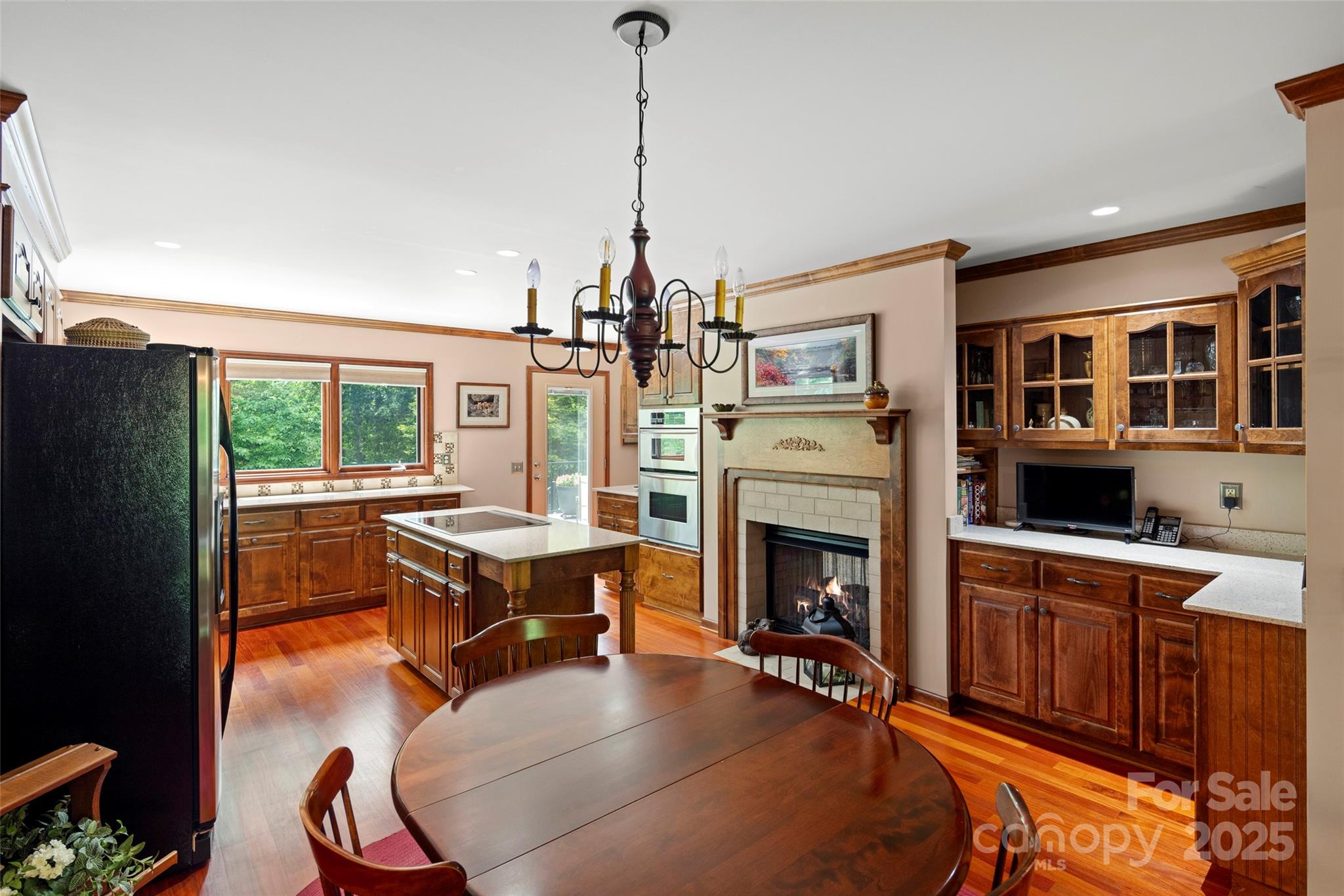 421 N Boundary Road Property Photo 10