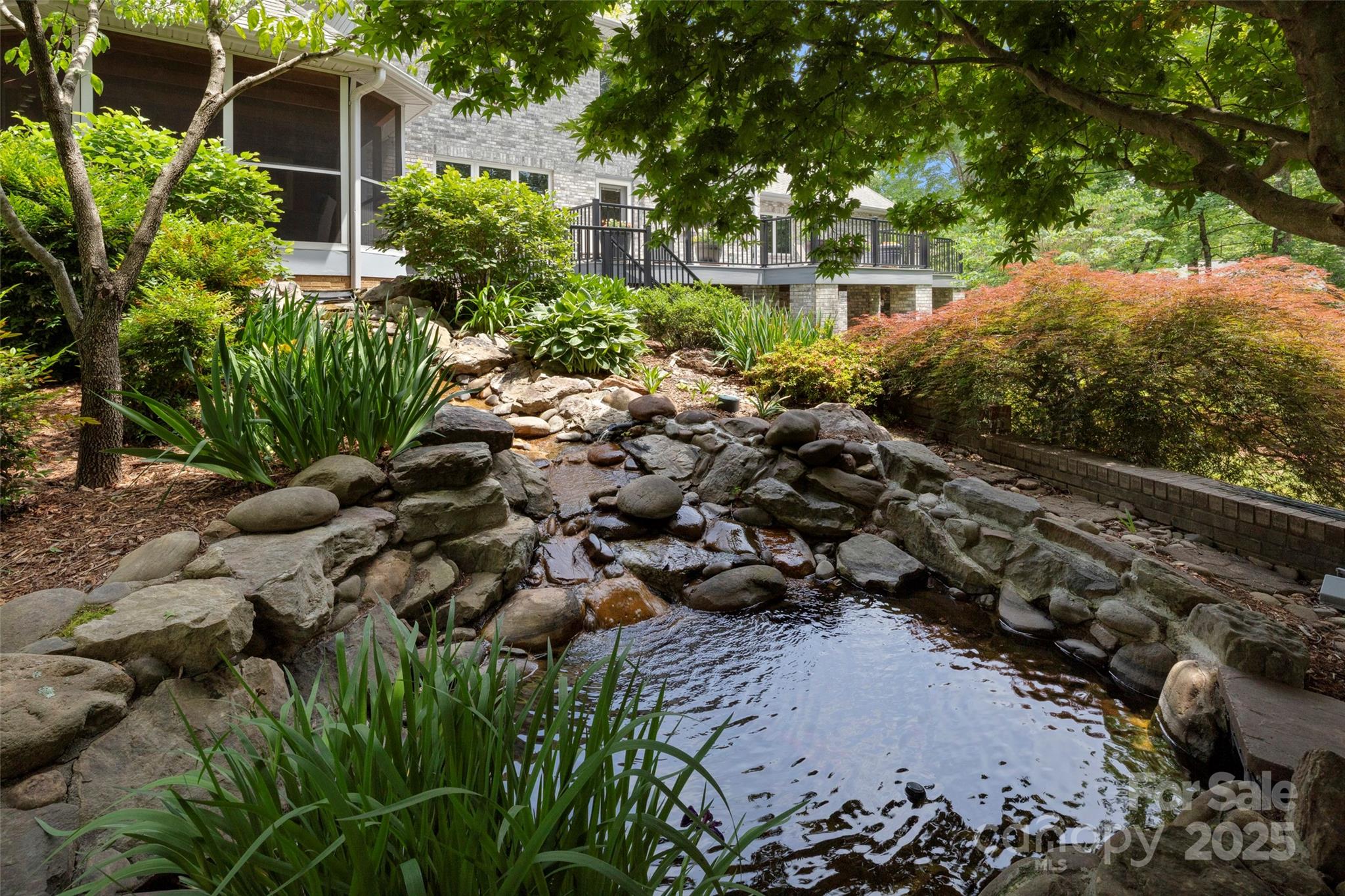 421 N Boundary Road Property Photo 14