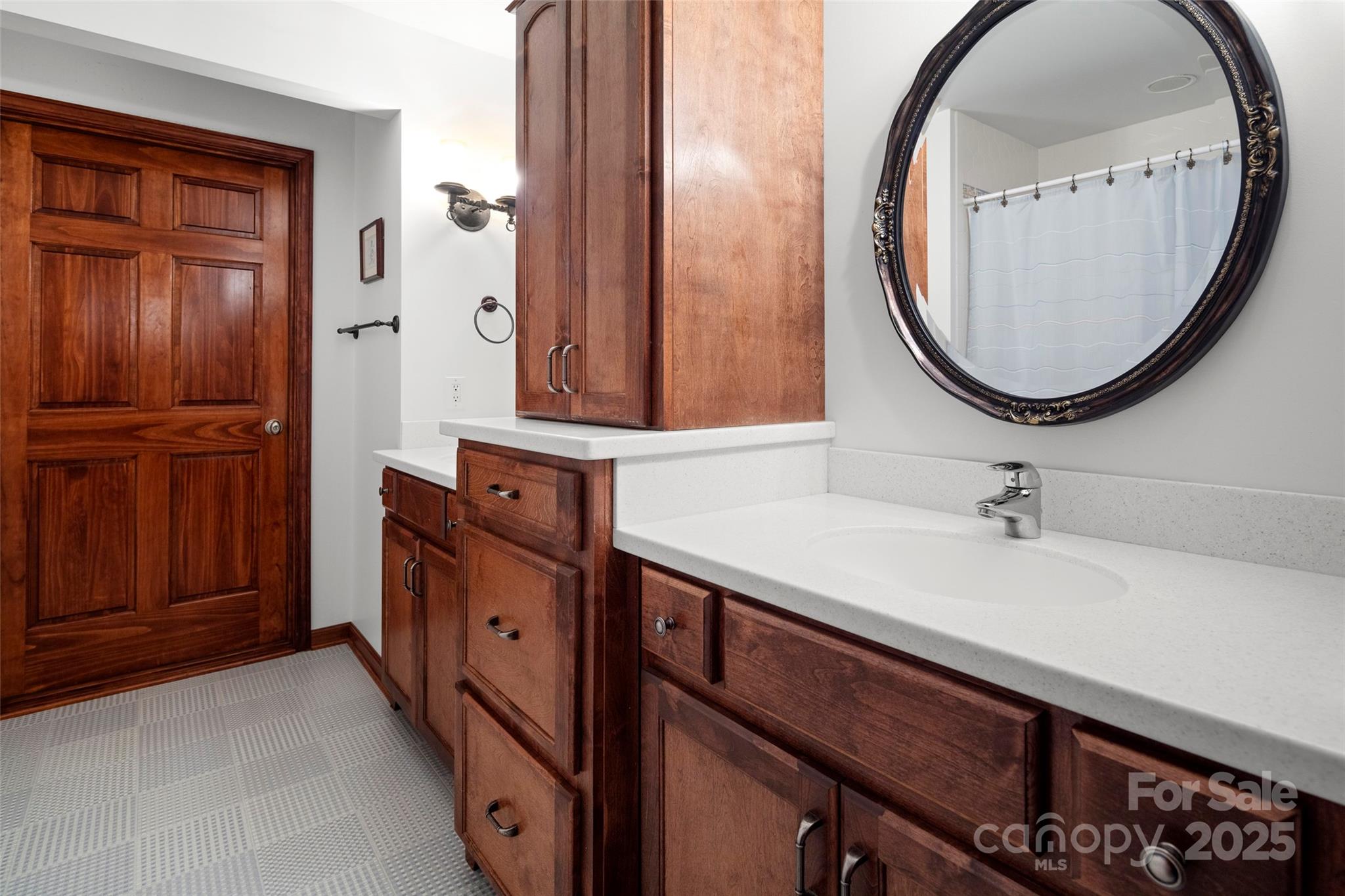 421 N Boundary Road Property Photo 31