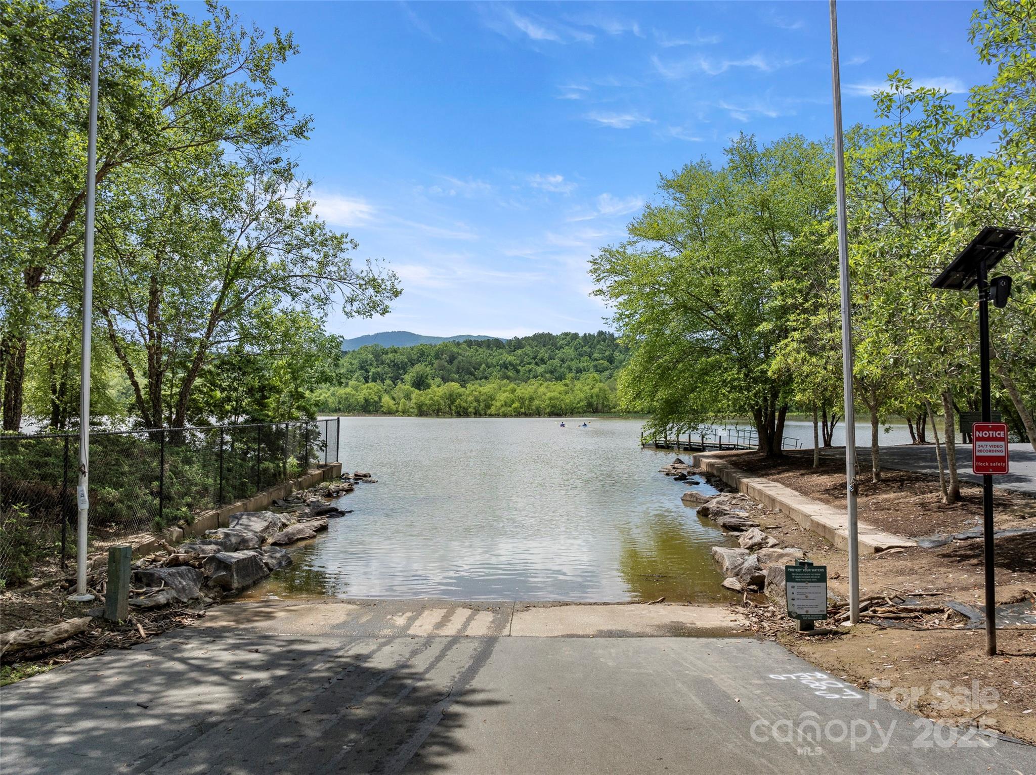 421 N Boundary Road Property Photo 41