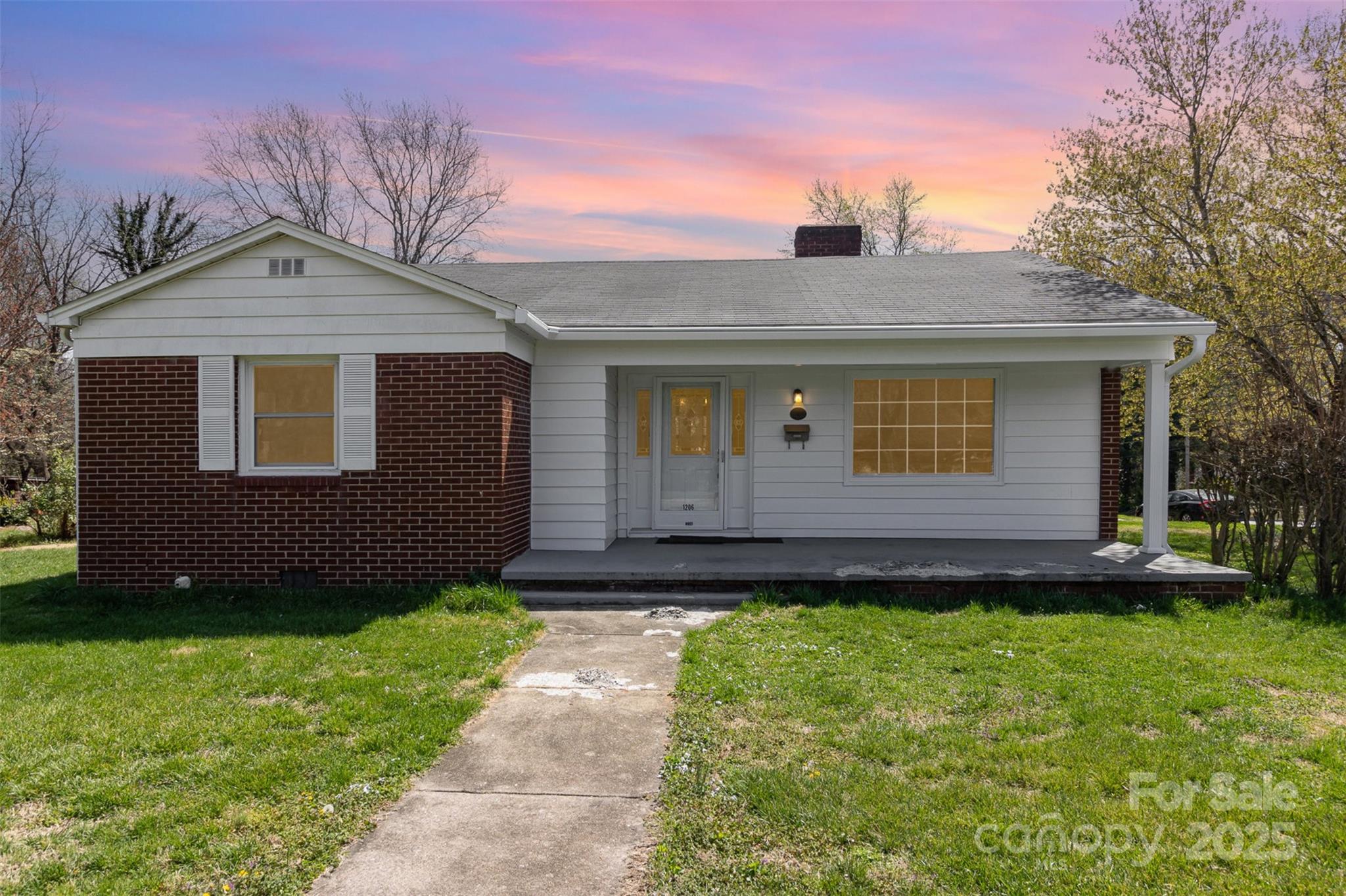 1206 Knox Street Property Photo
