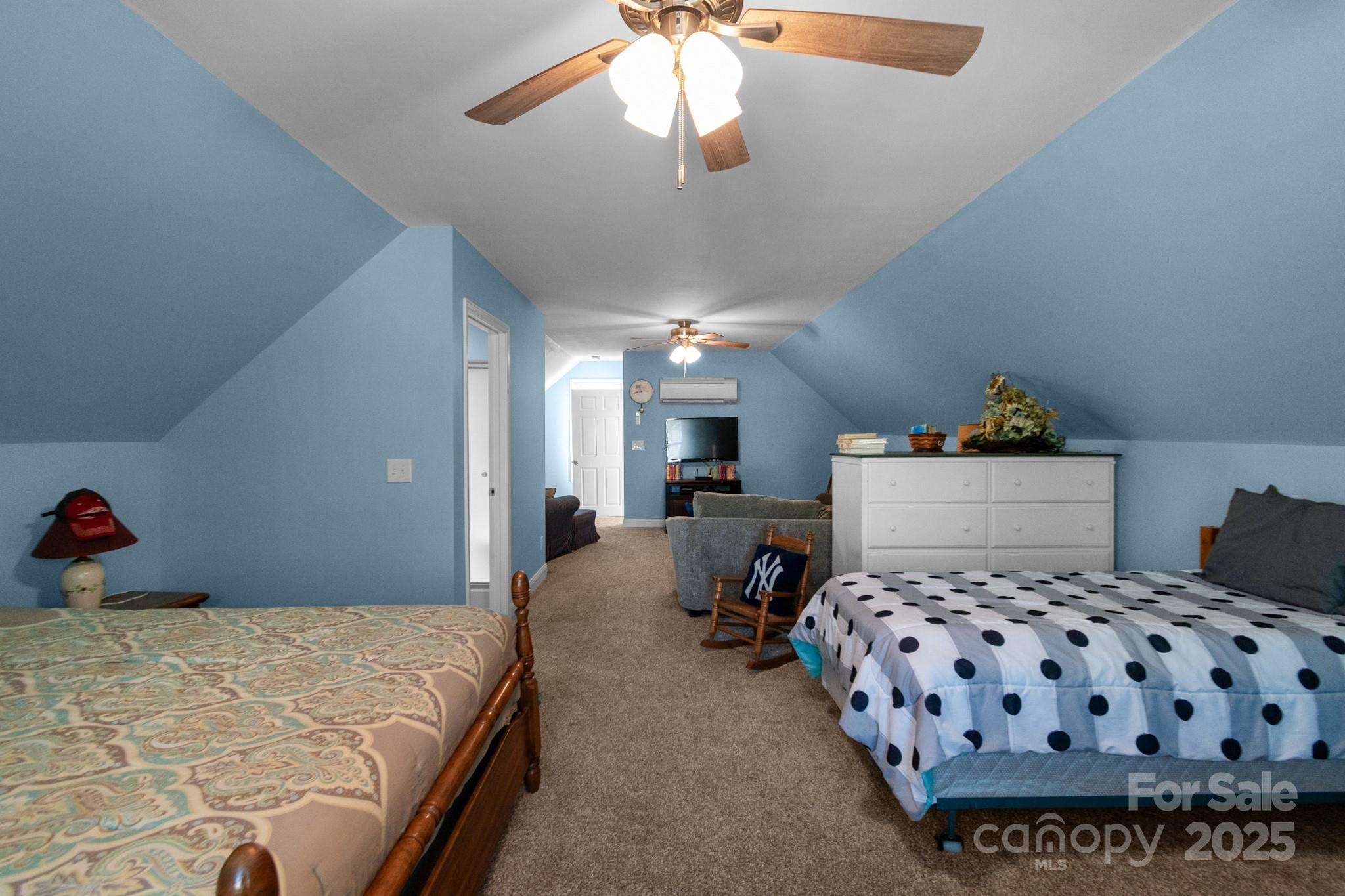 421 Tranquil Bay Circle Property Photo 31