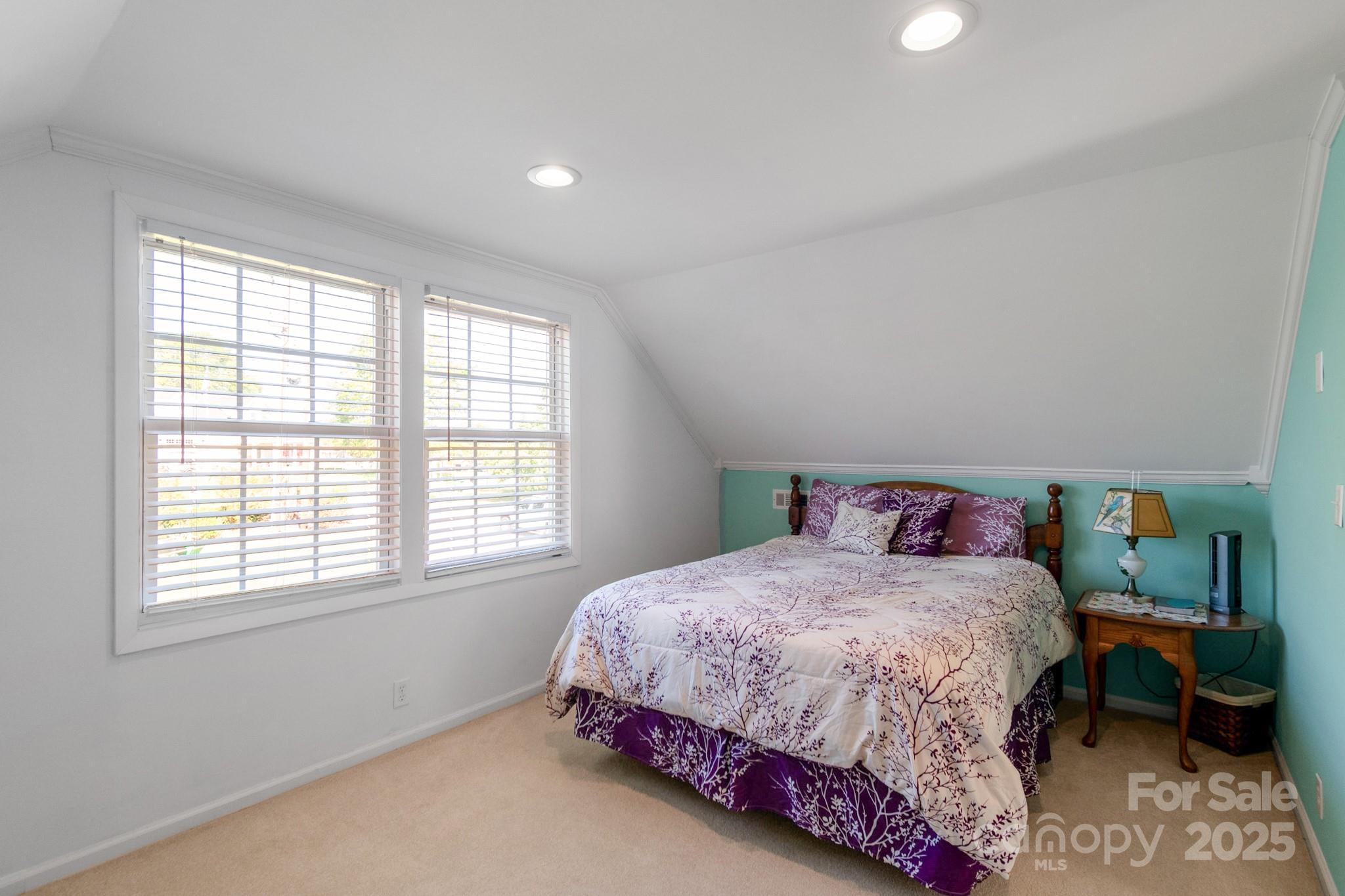 421 Tranquil Bay Circle Property Photo 32