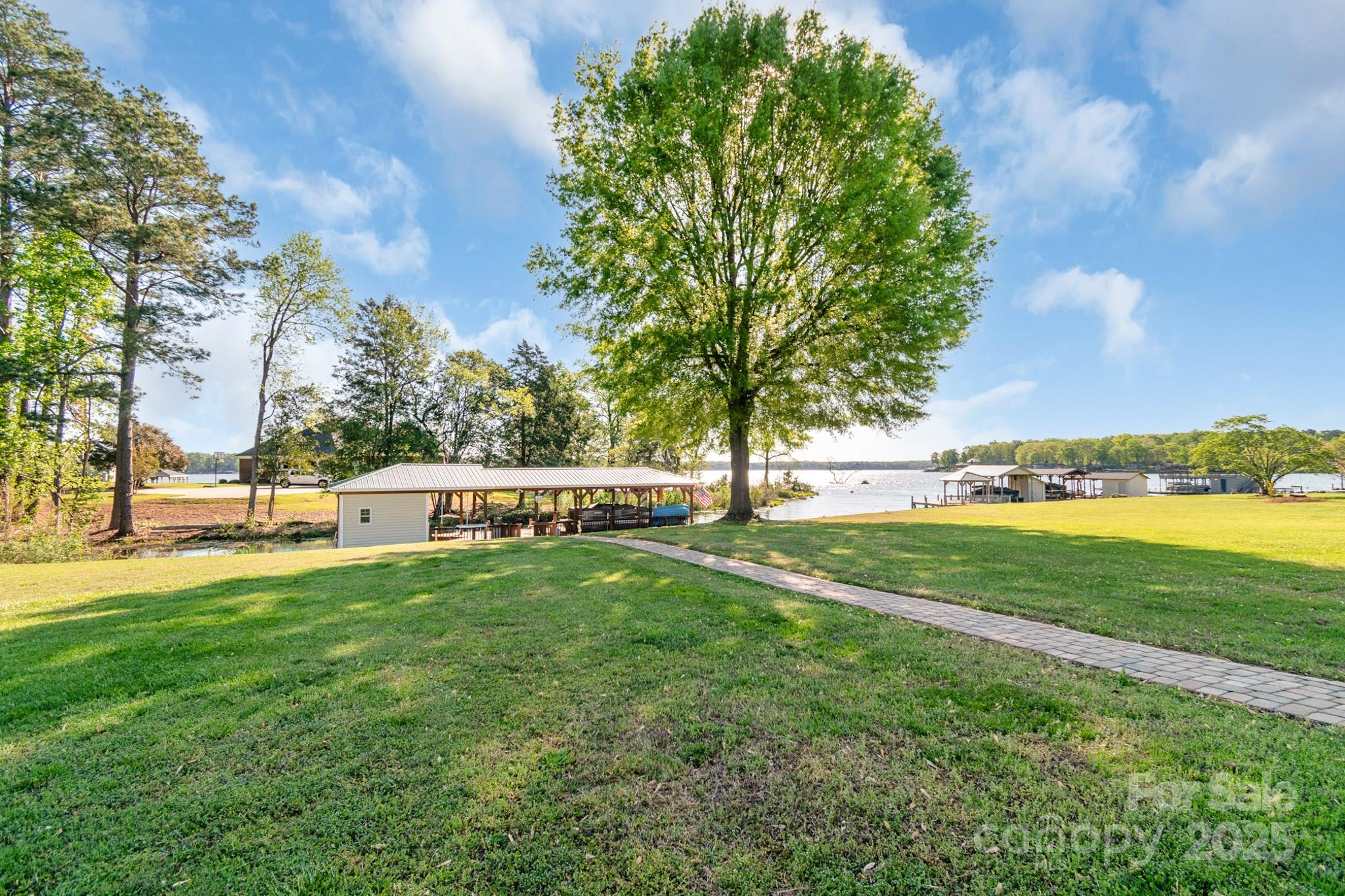 421 Tranquil Bay Circle Property Photo 41