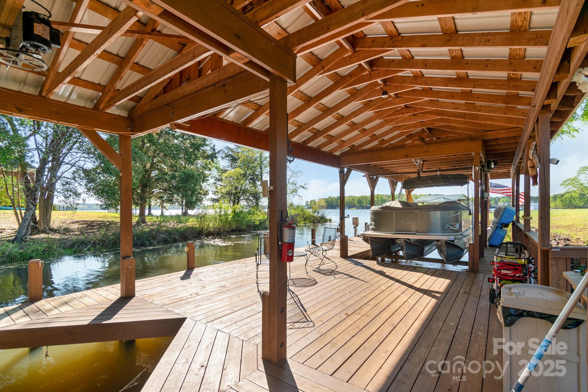 421 Tranquil Bay Circle Property Photo 43