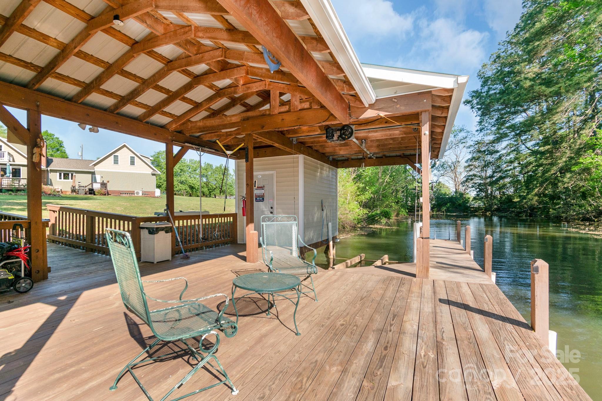 421 Tranquil Bay Circle Property Photo 45