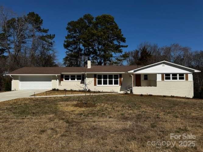 614 Hazelwood Drive Property Photo