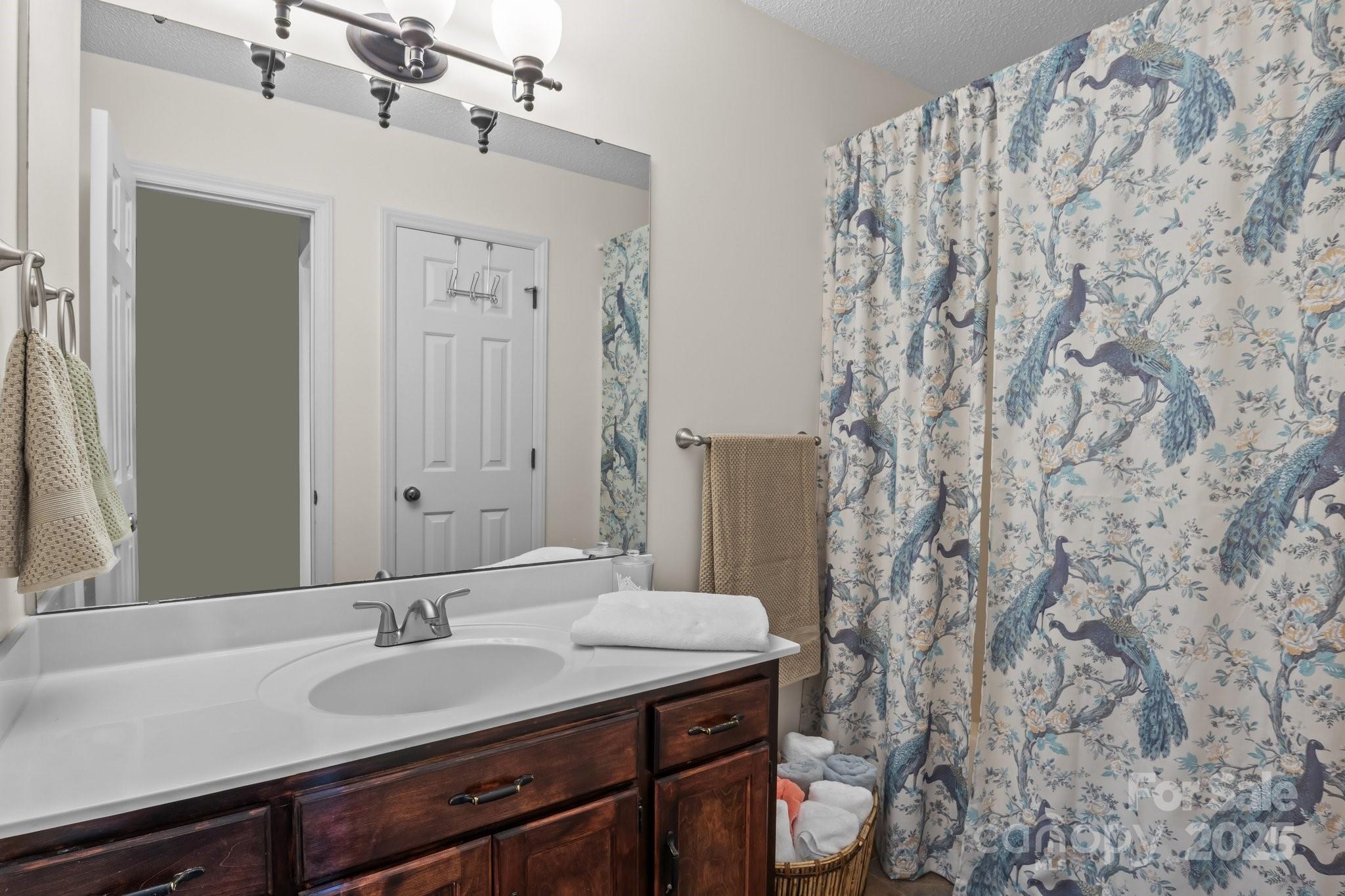 8260 Graham Road Property Photo 15