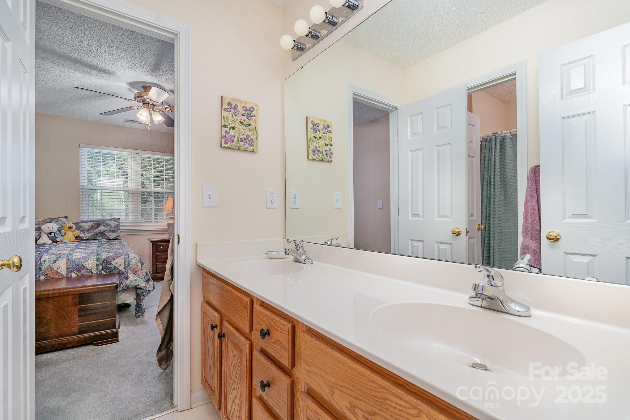 3905 Farlow Road Property Photo 7