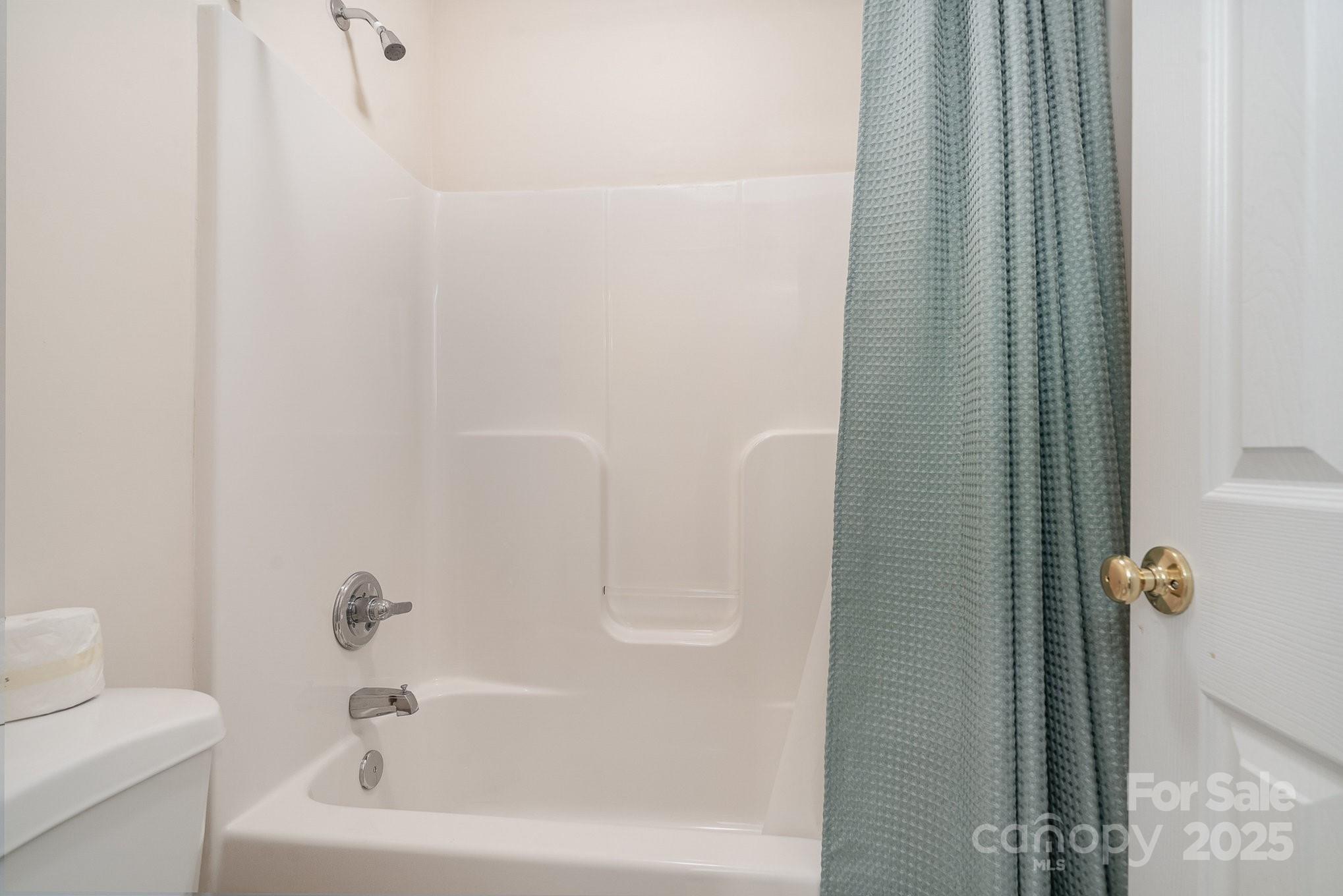 3905 Farlow Road Property Photo 14