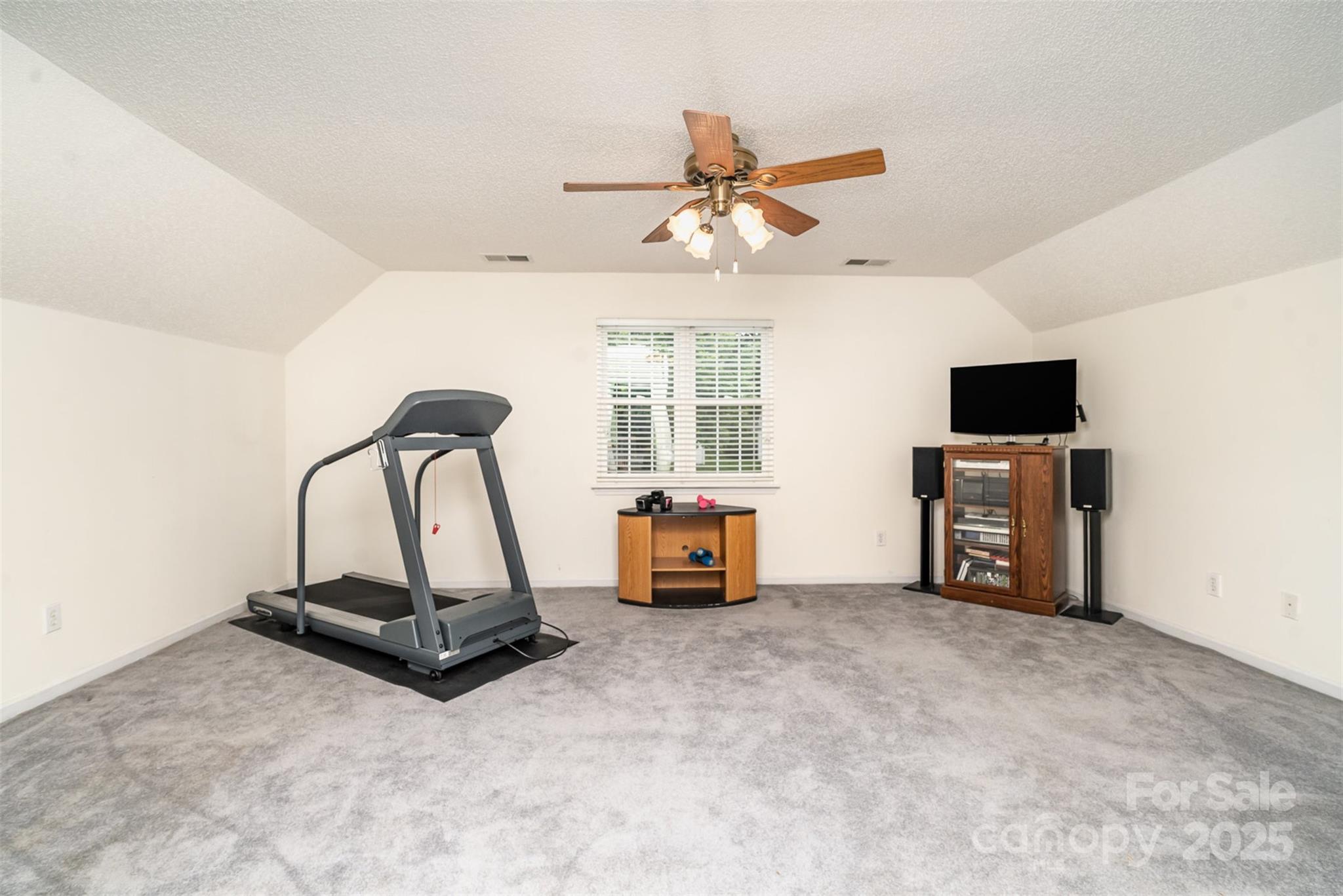 3905 Farlow Road Property Photo 16