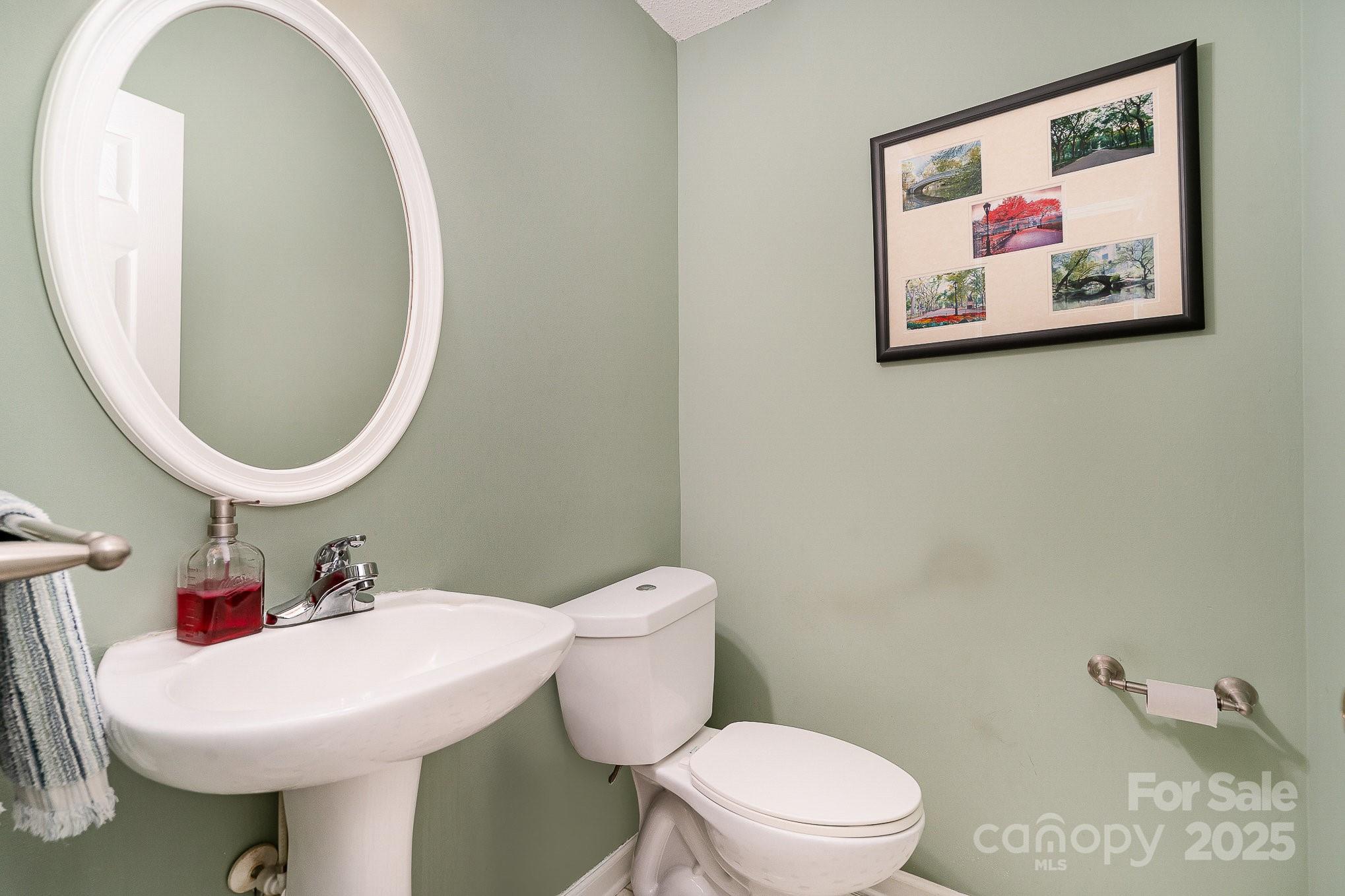 3905 Farlow Road Property Photo 17