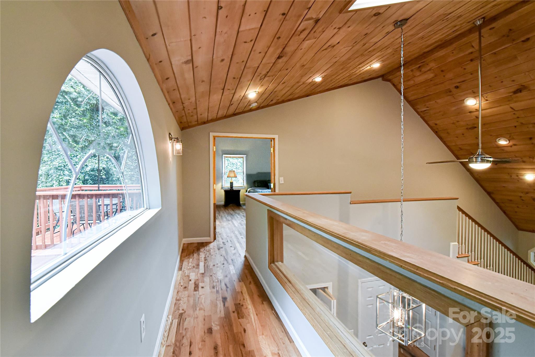 210 Craggy Street Property Photo 14