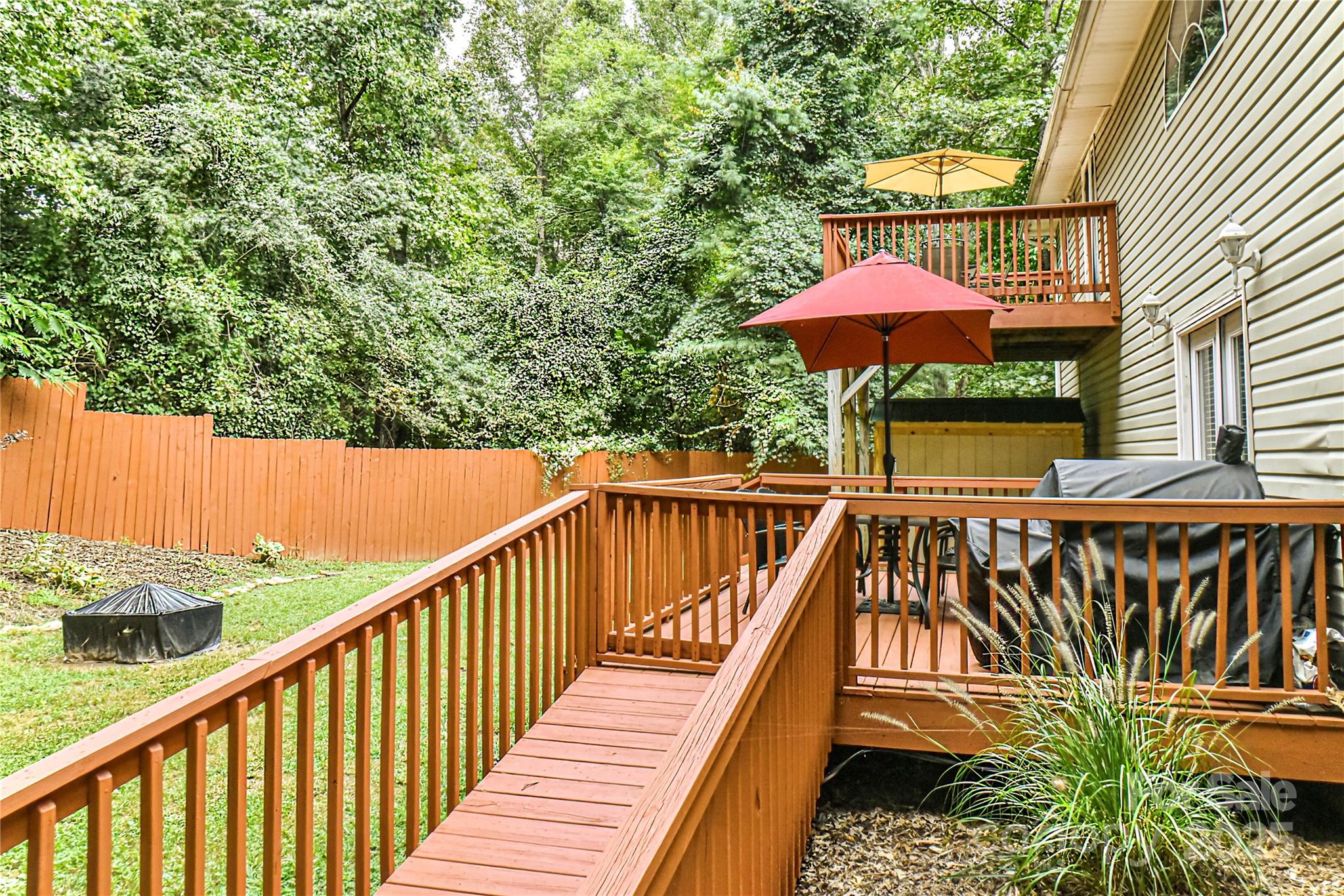 210 Craggy Street Property Photo 27