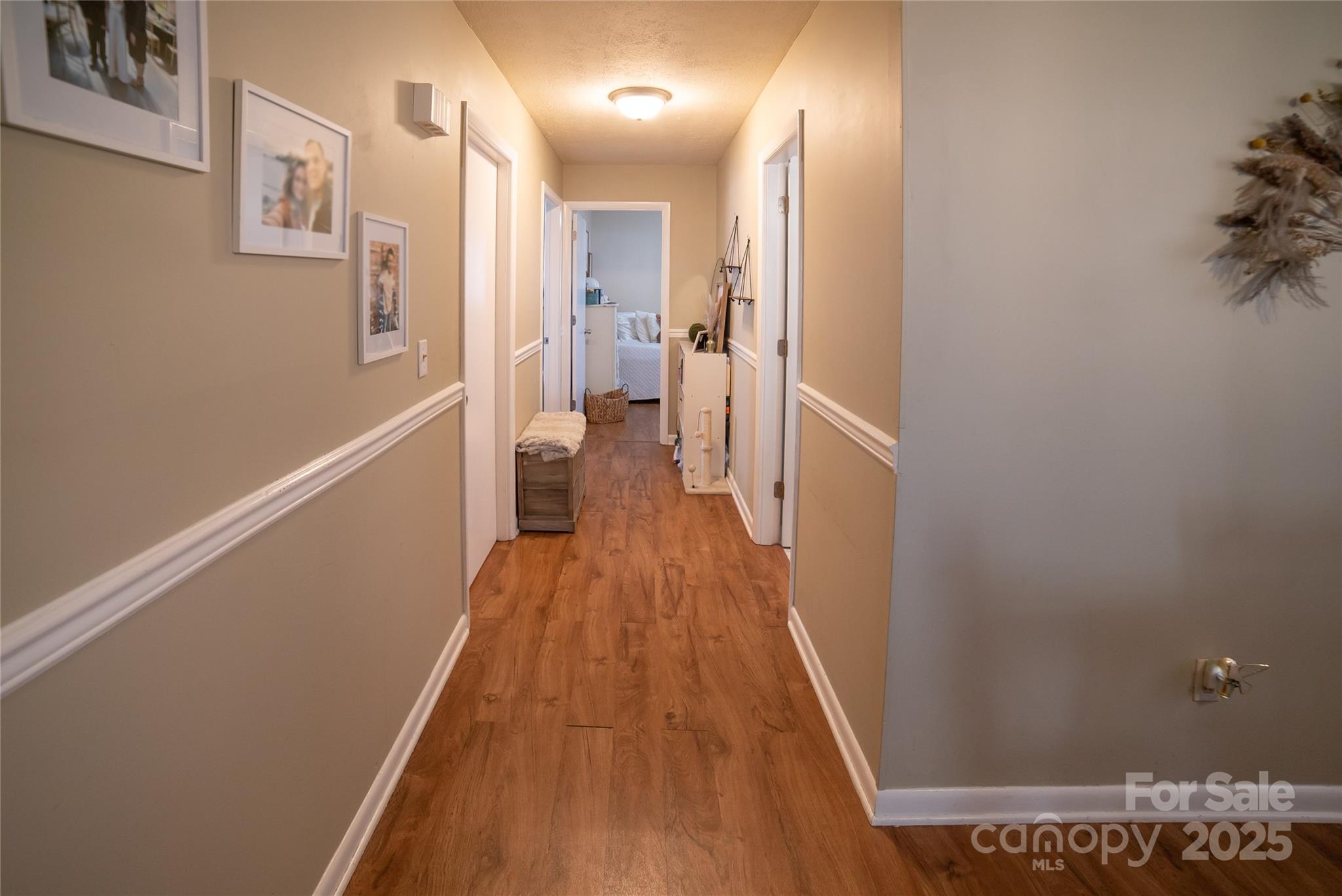 1741/1737 Starcross Road Property Photo 15
