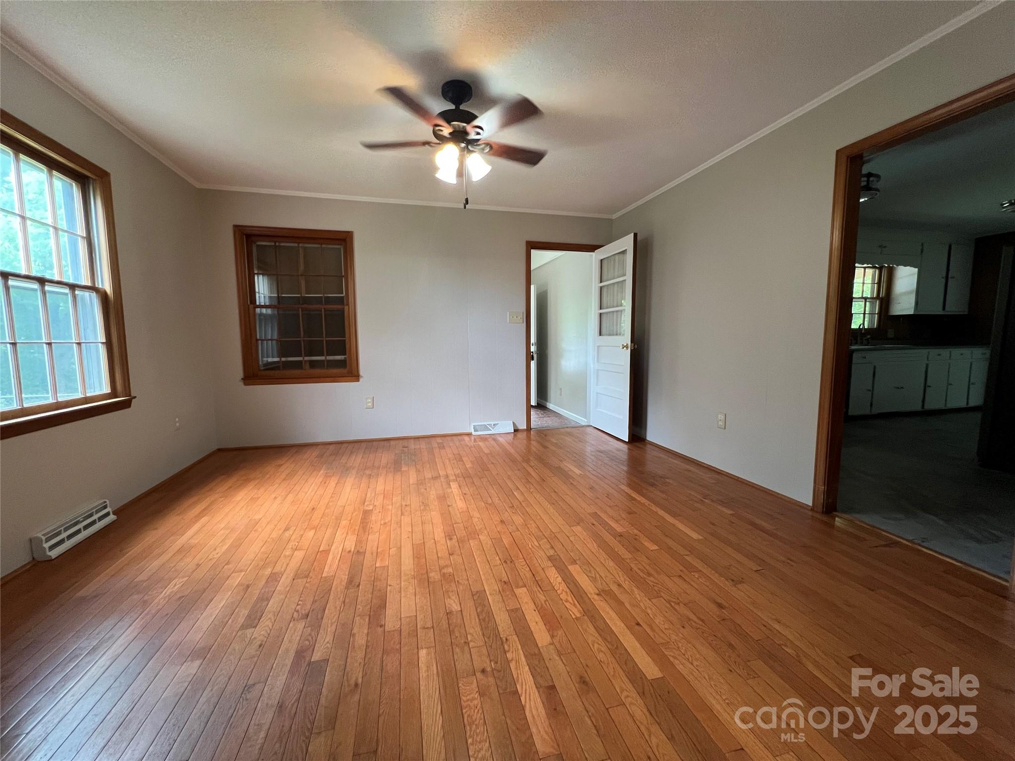 179 Sunnyside Street Property Photo 7