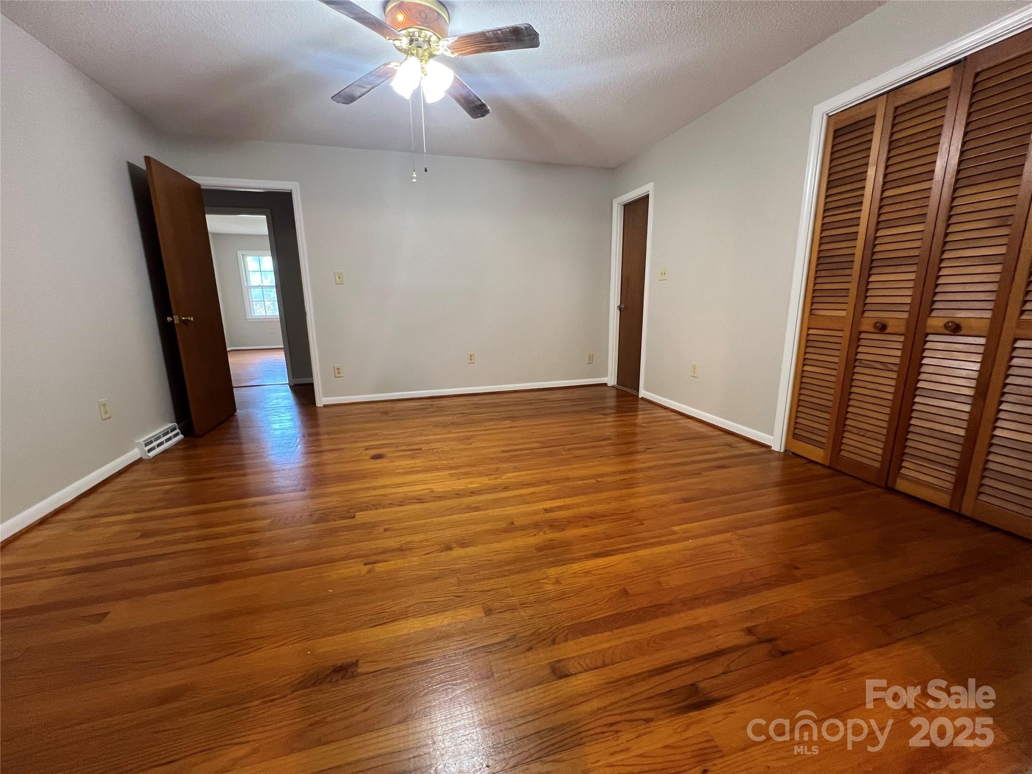 179 Sunnyside Street Property Photo 22