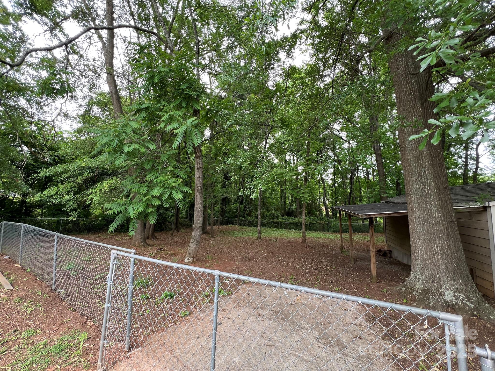 179 Sunnyside Street Property Photo 28