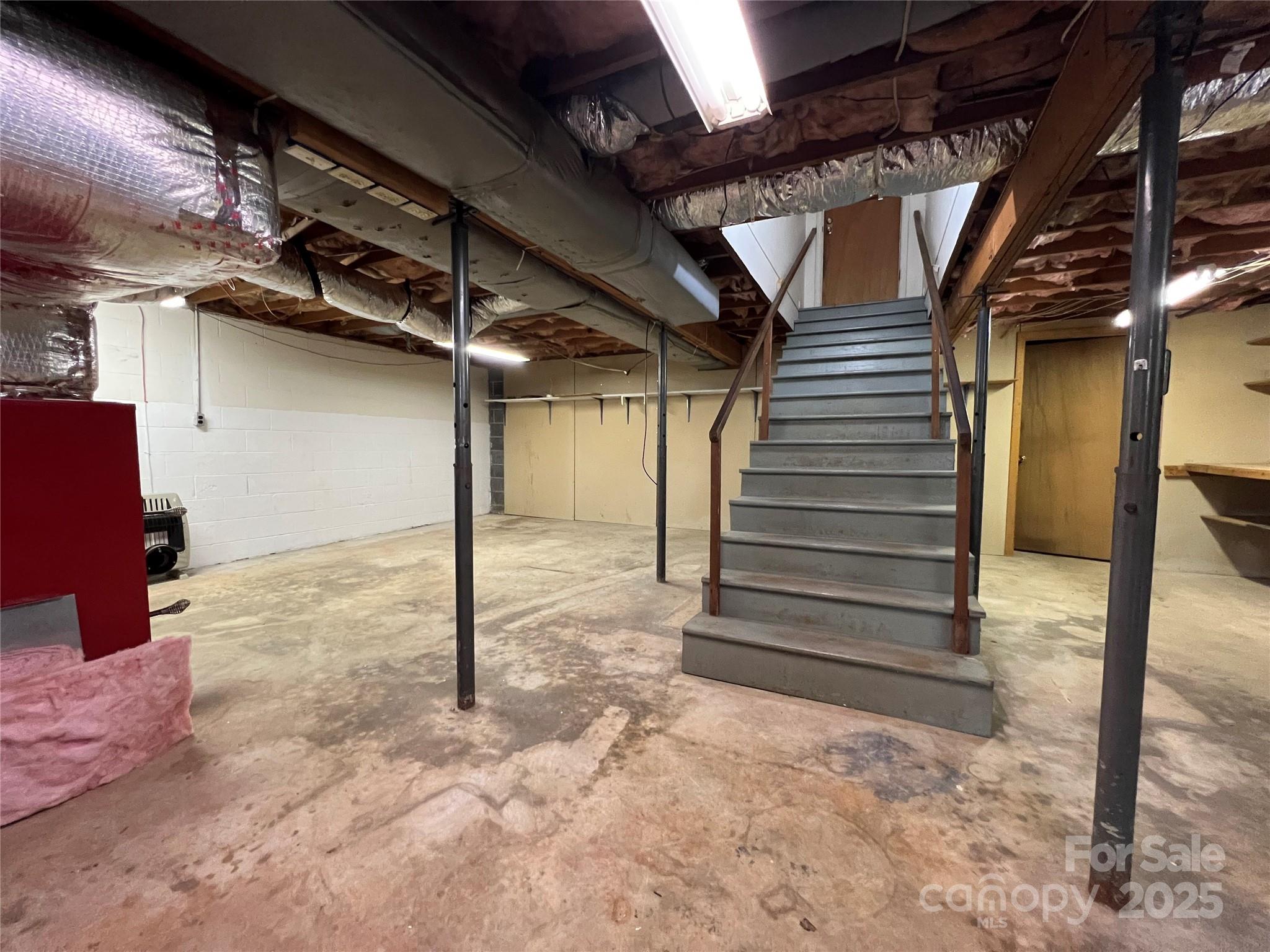 179 Sunnyside Street Property Photo 34