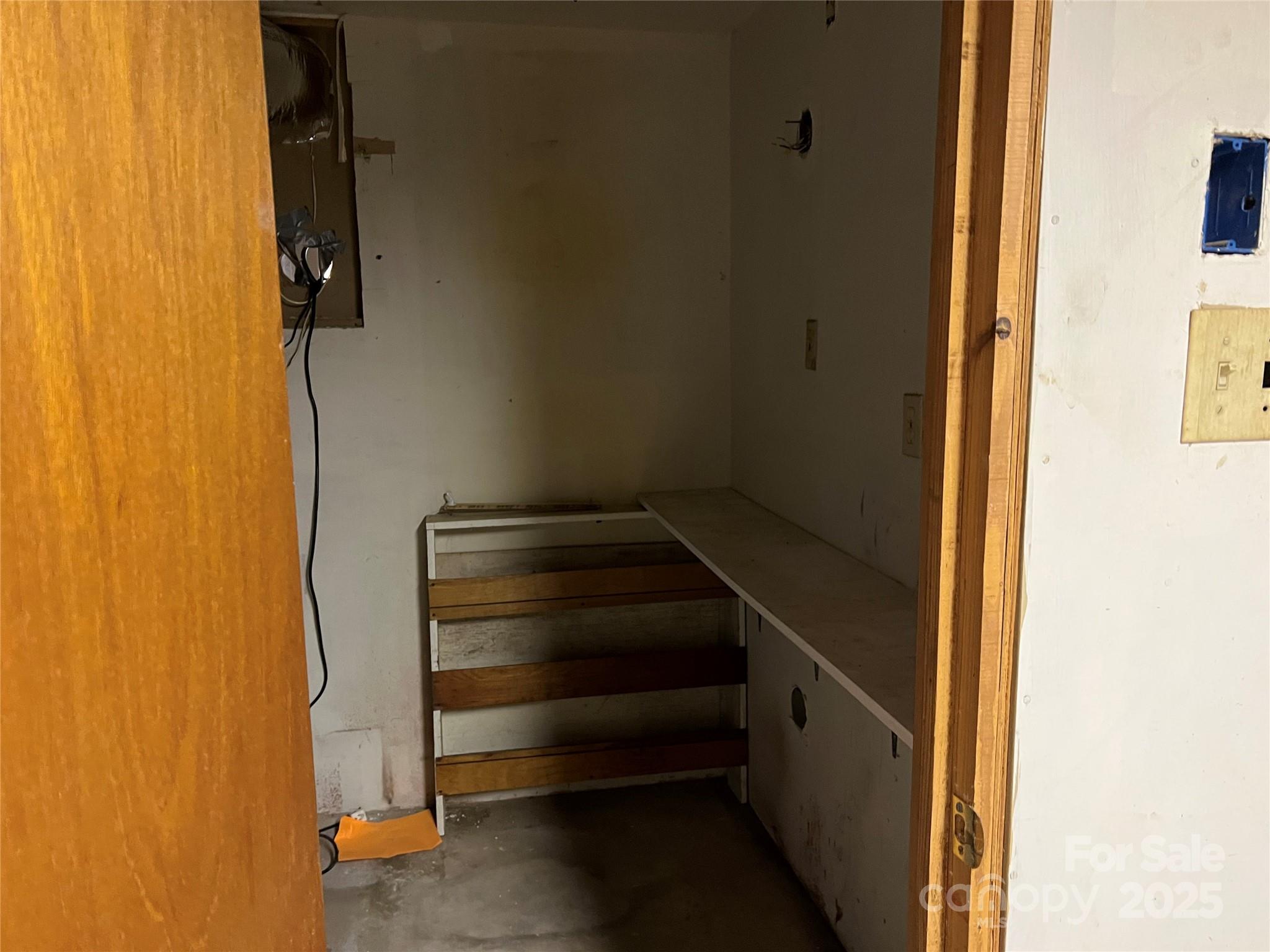 179 Sunnyside Street Property Photo 40