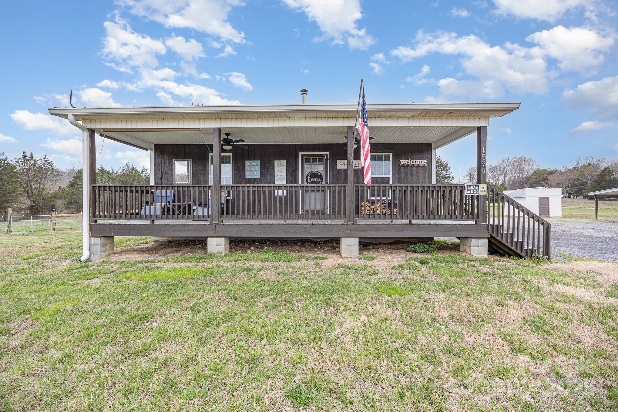1640 Bear Poplar Road Property Photo