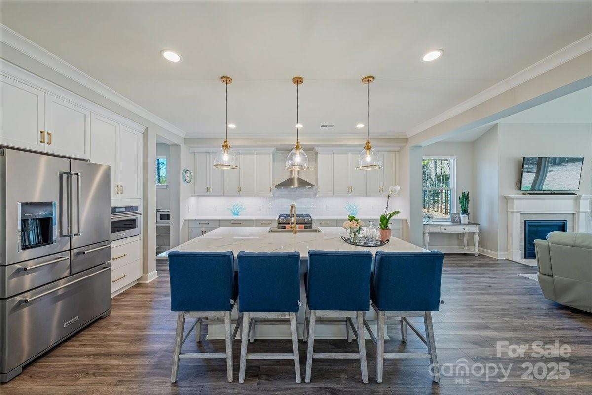 6398 Chimney Bluff Road Property Photo
