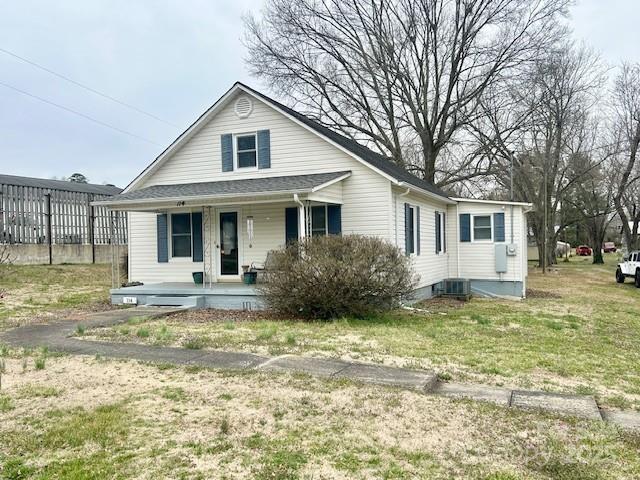 114 Pinewood Road Property Photo