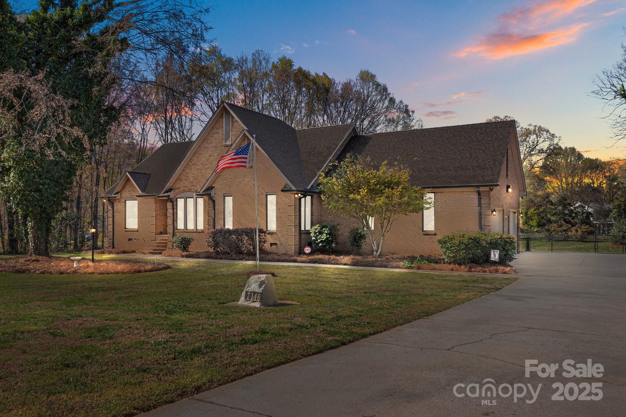 7146 Sifford Road Property Photo 1