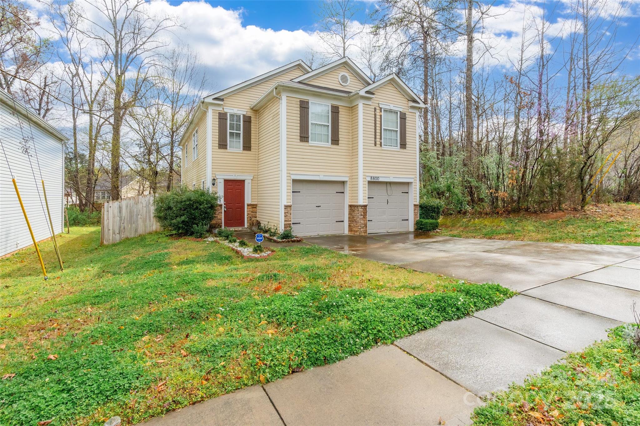 8800 Old Potters Road Property Photo 2