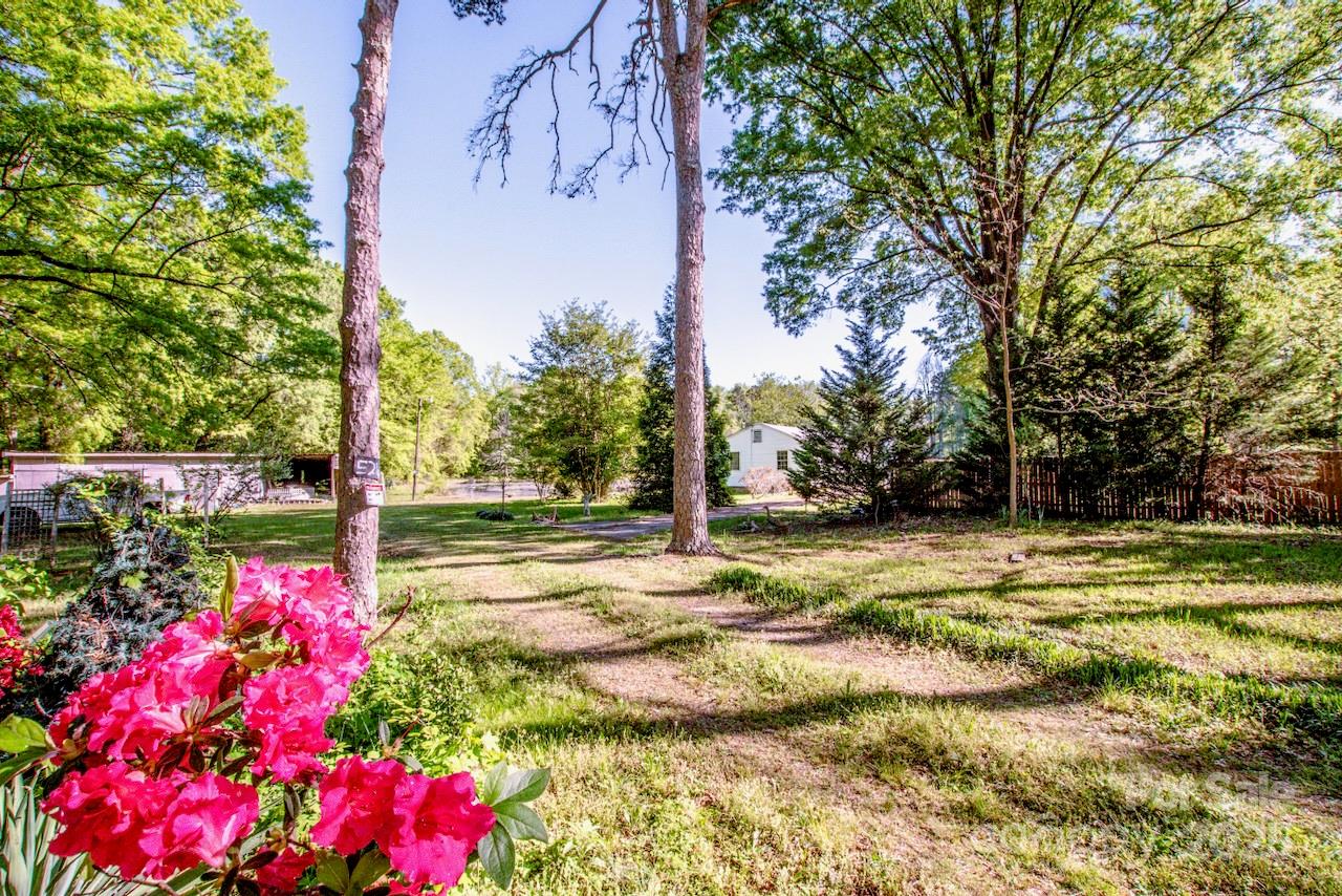 524 Dawn Circle Property Photo