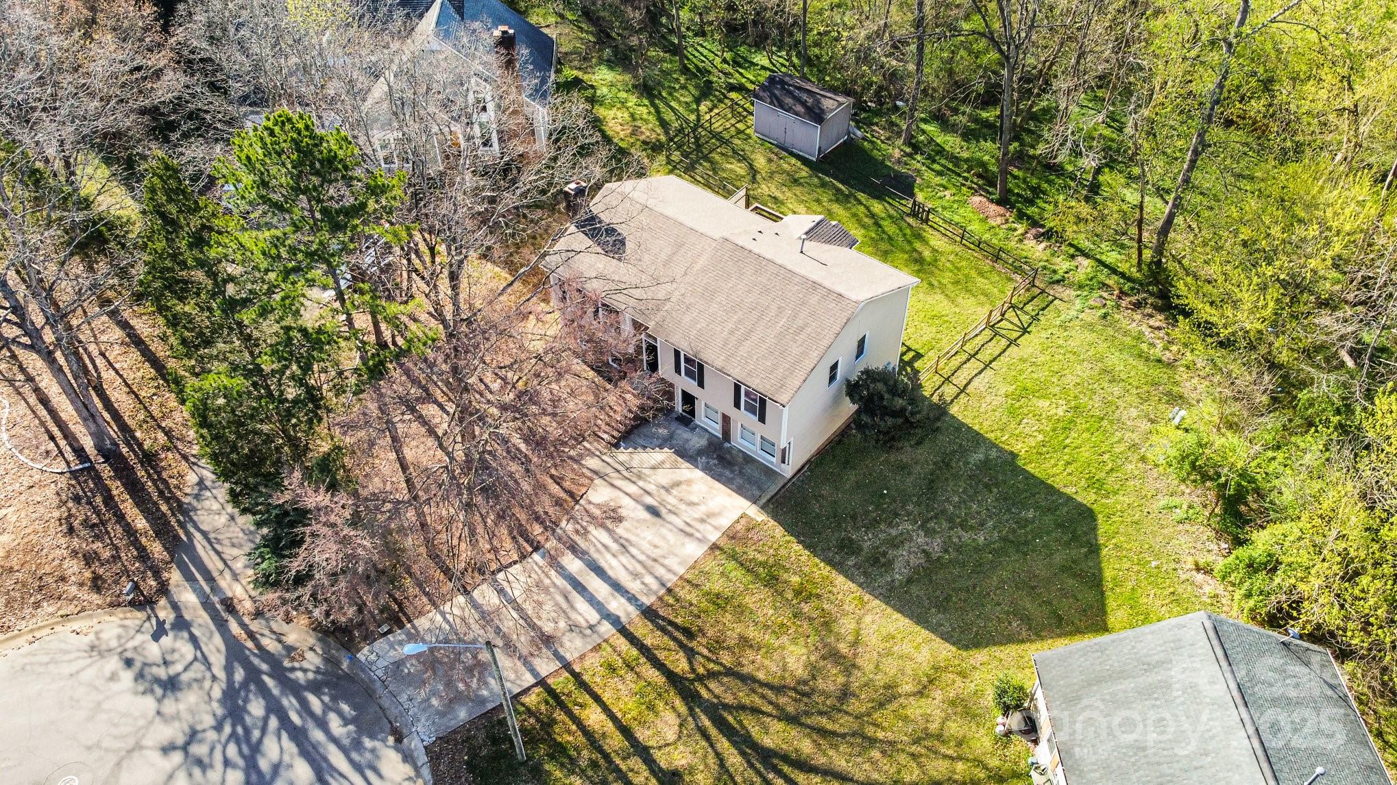 400 Tasse Place Property Photo