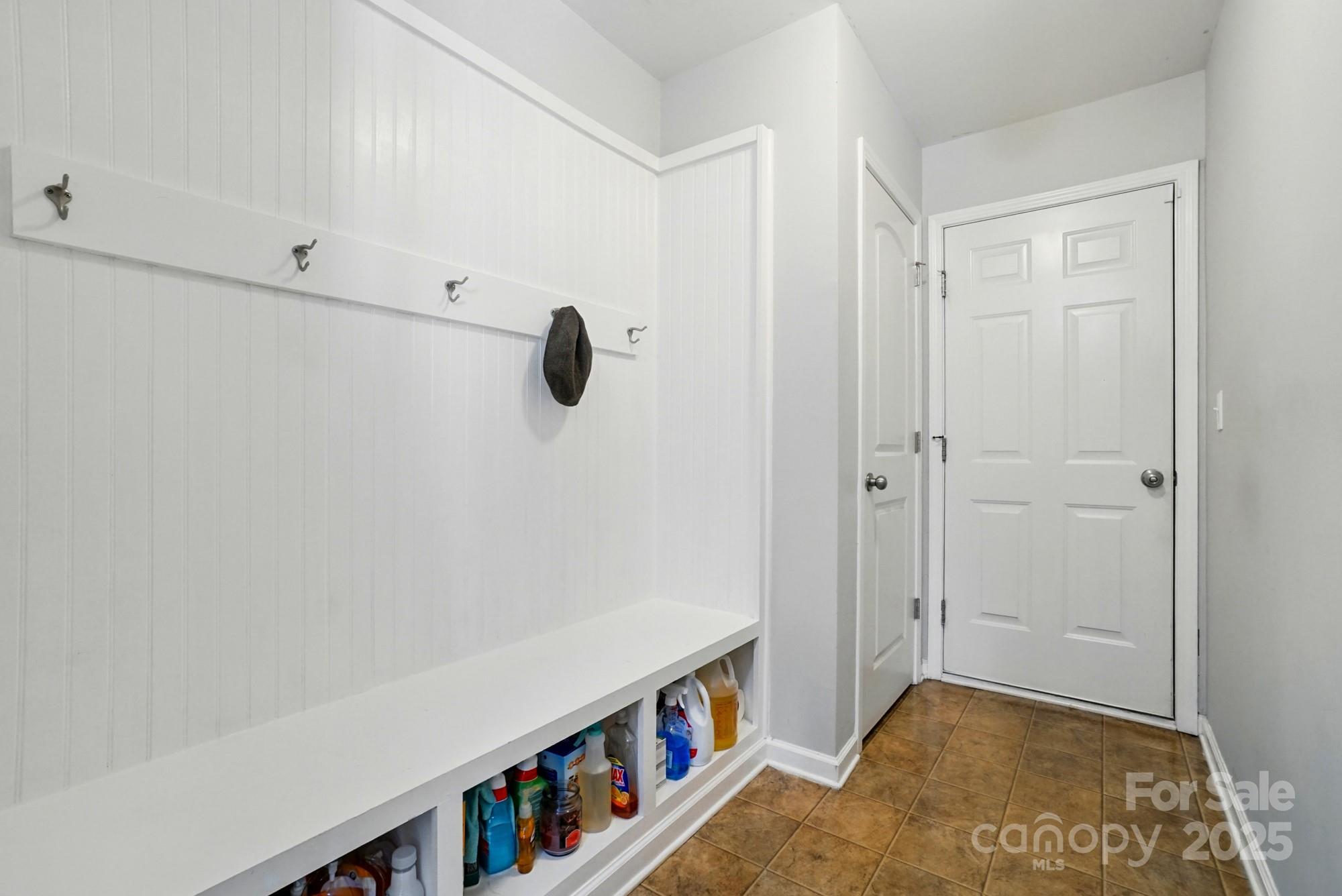 3272 Saddlebrook Drive Property Photo 20