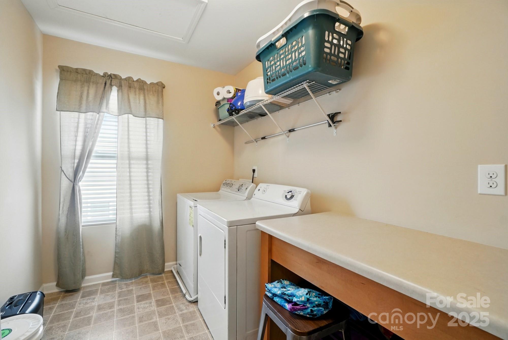 3272 Saddlebrook Drive Property Photo 38