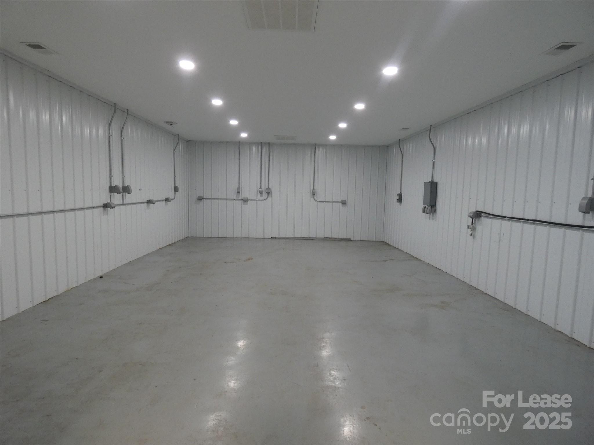 3222 Taylorsville Road 20-34 Property Photo 16