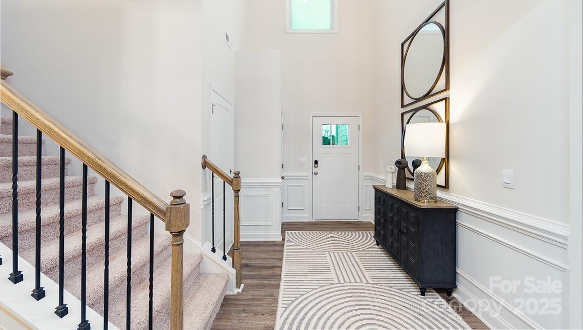 7869 Iron Road Property Photo 5