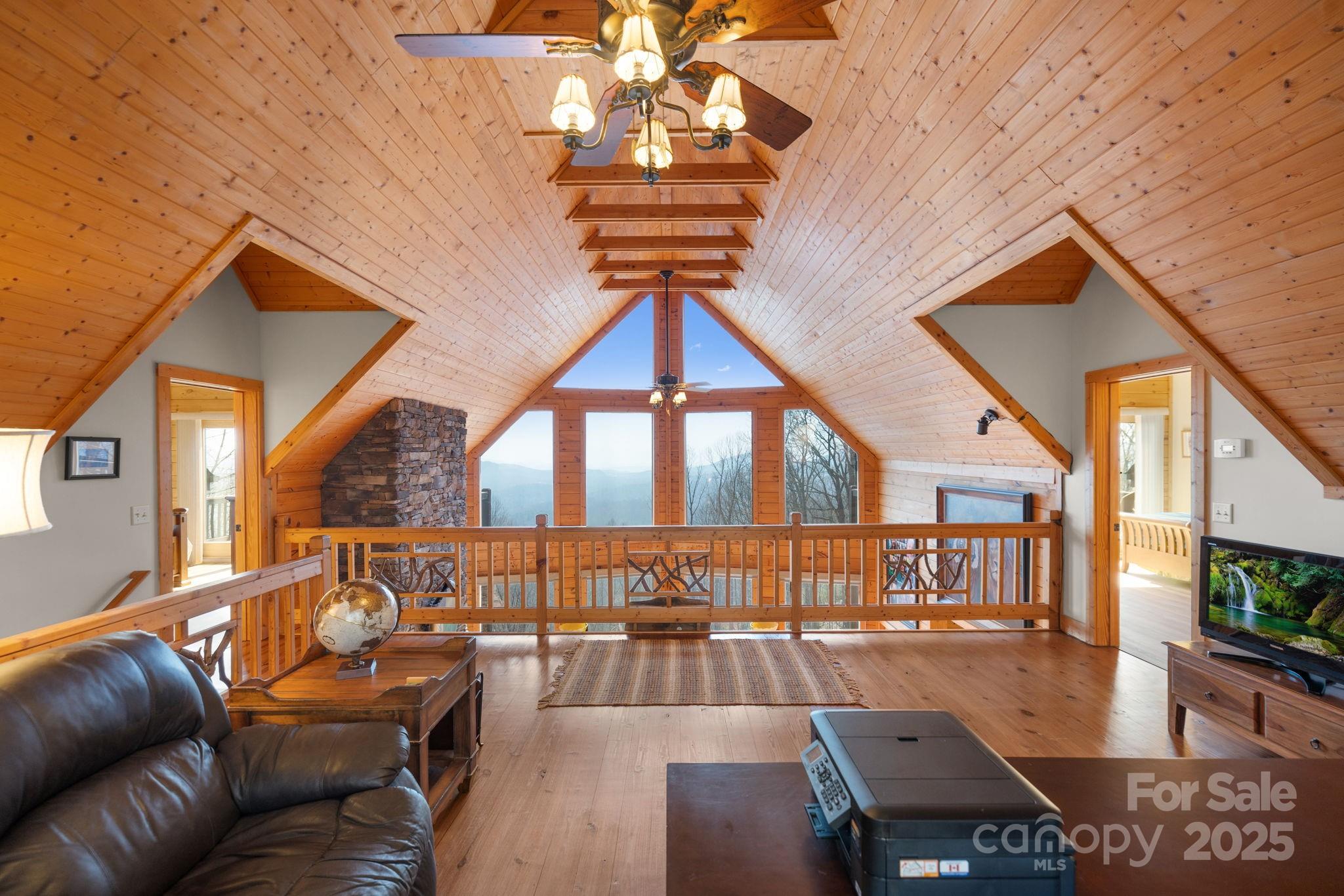 277 Kestrel Court Property Photo 17