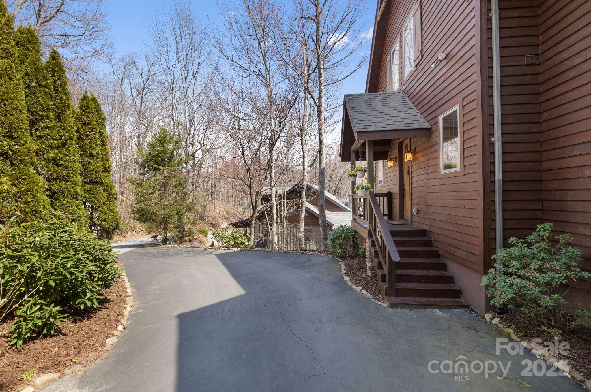 277 Kestrel Court Property Photo 34