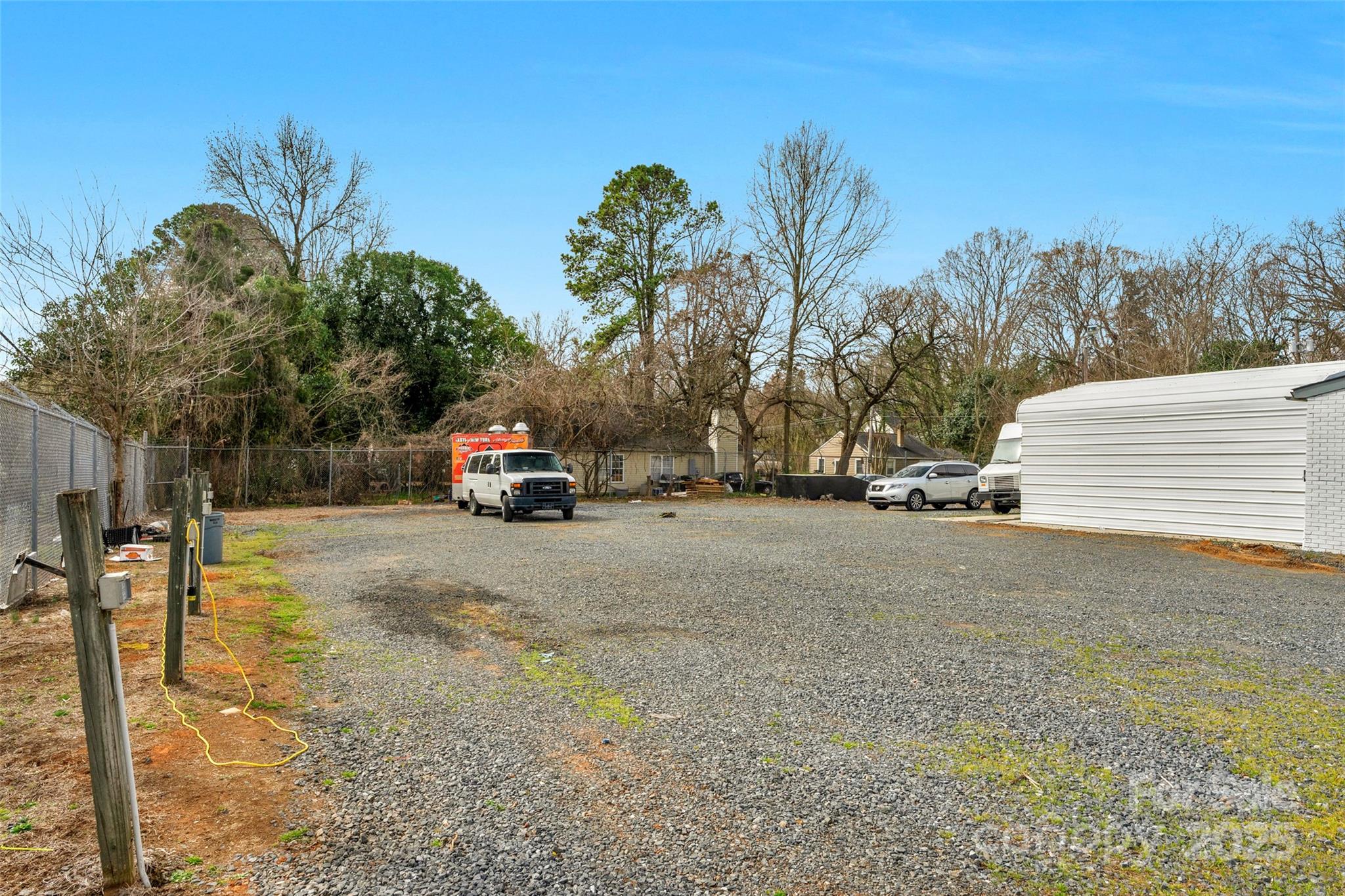 2215 West Boulevard Property Photo 8