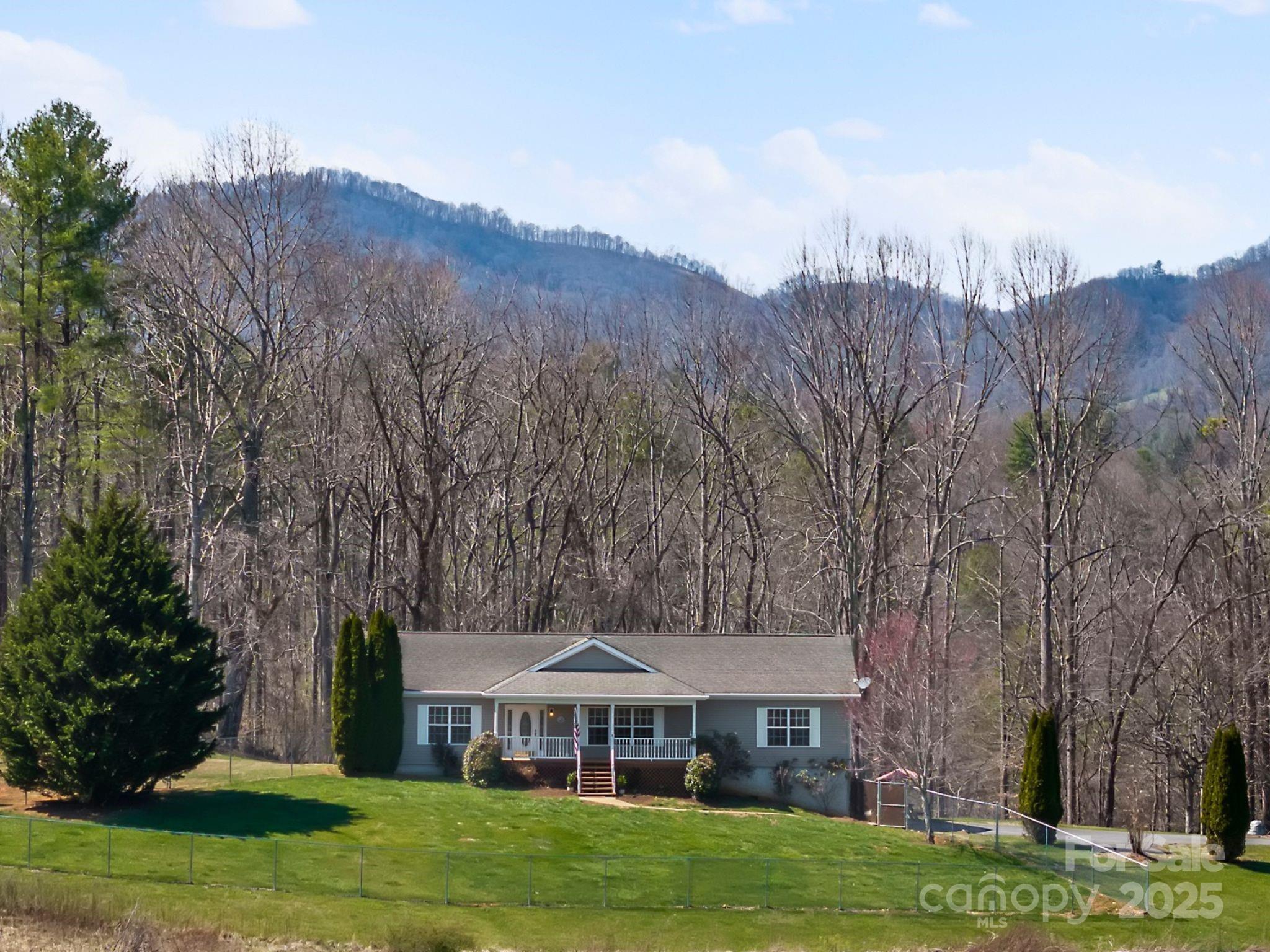 918 Teague Road Property Photo