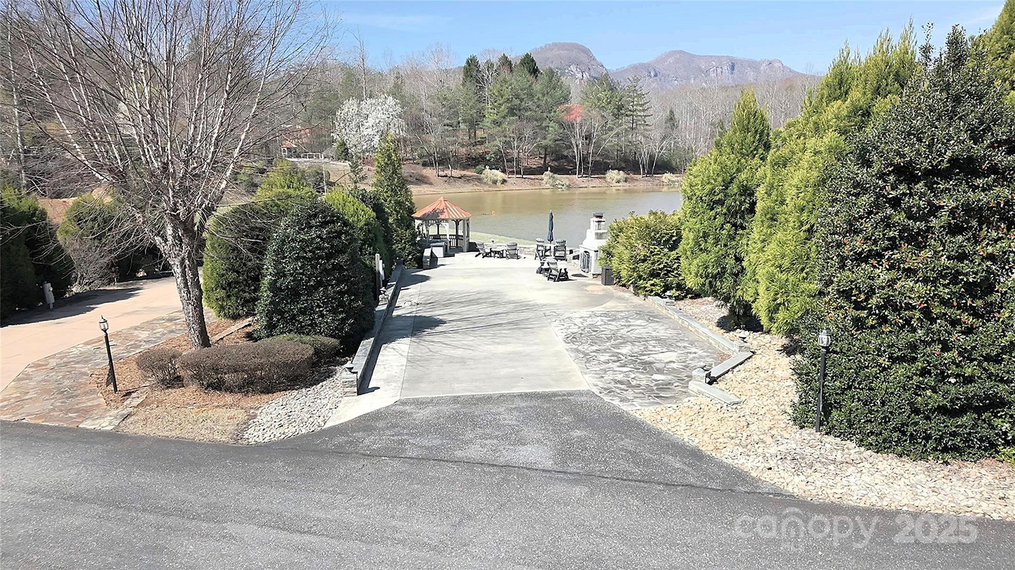 Apple Valley Farms Real Estate Listings Main Image