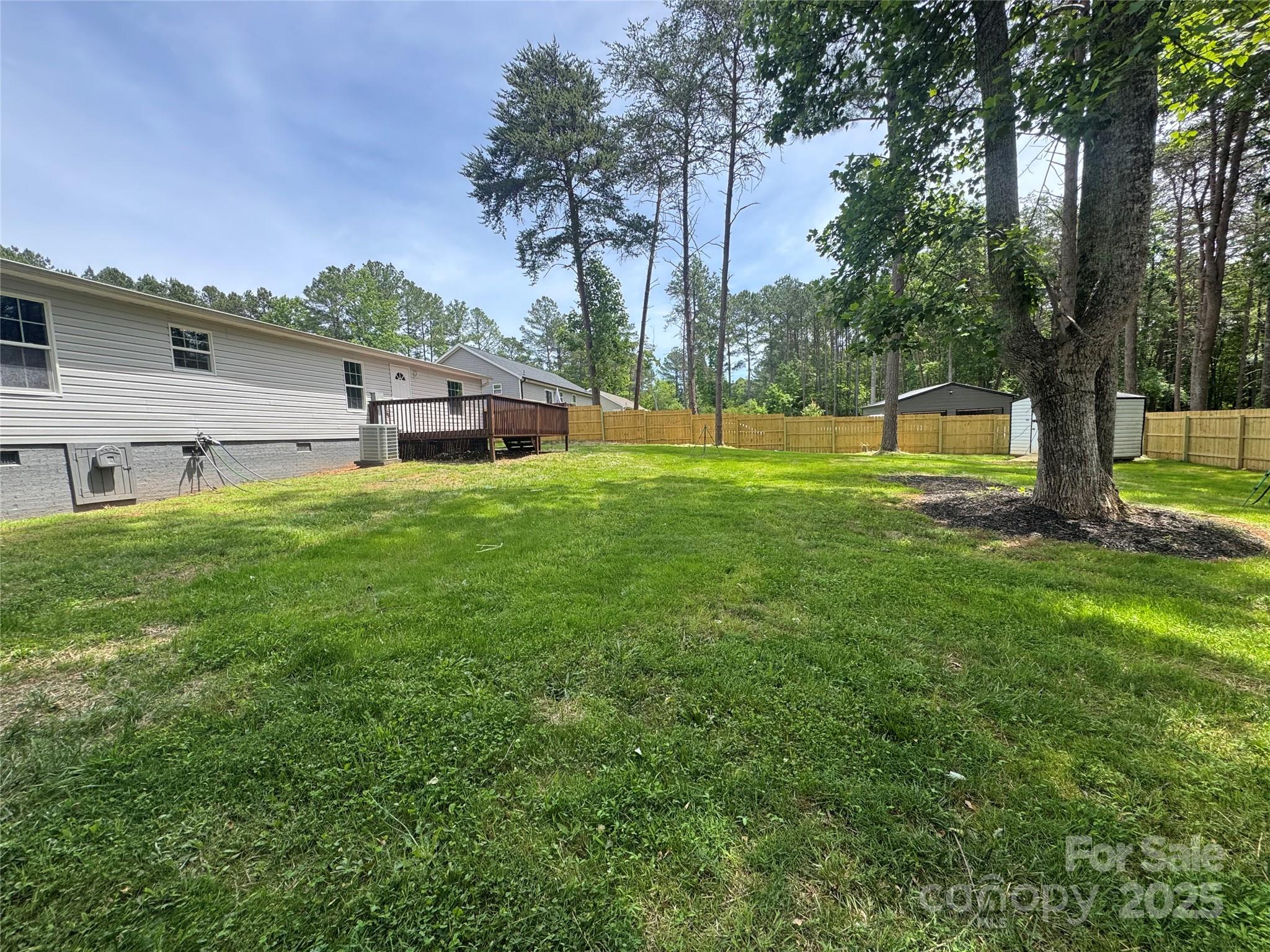 166 Brook Creek Drive Property Photo 7