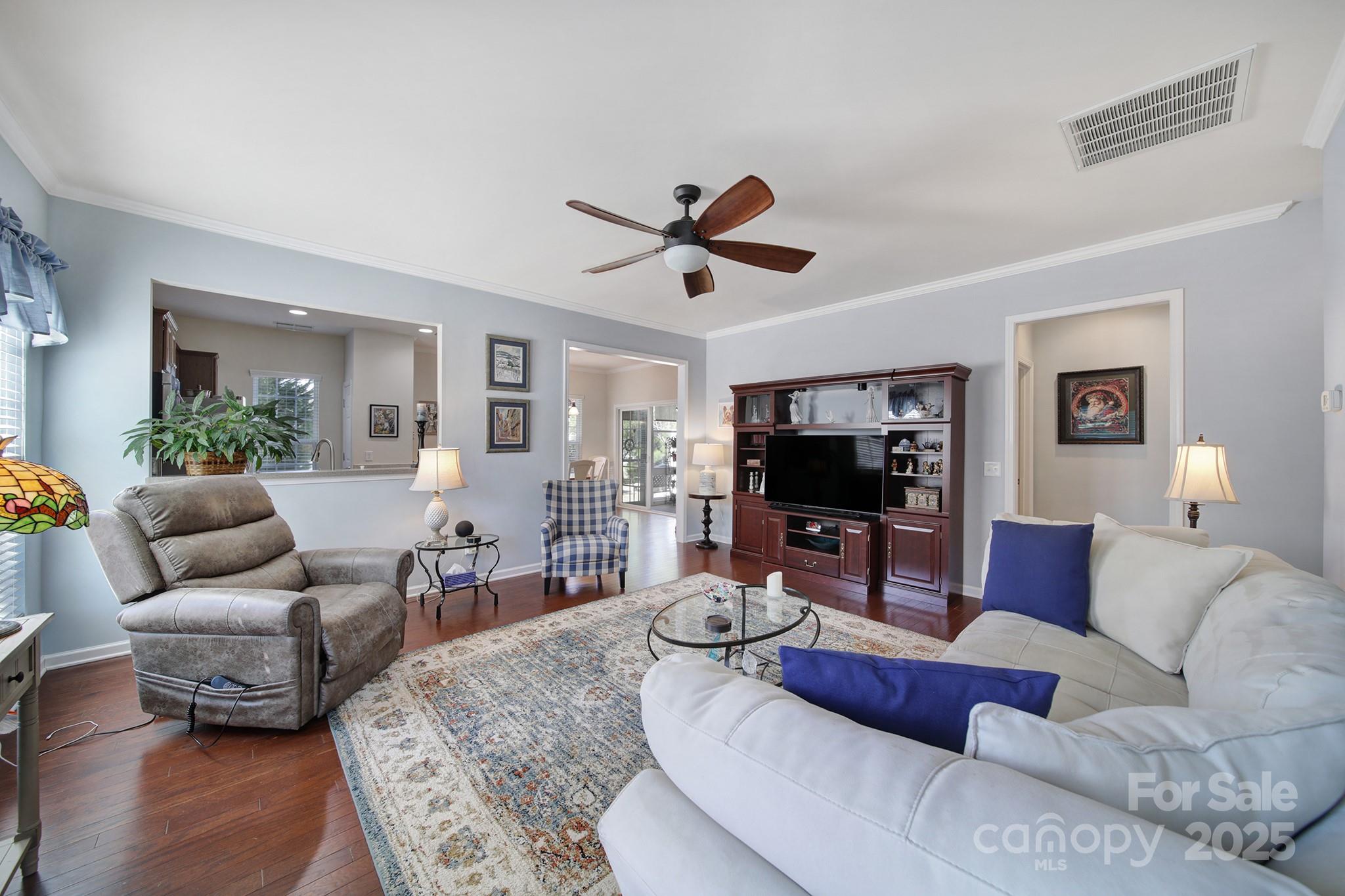 5011 Broad Lane Property Photo 5