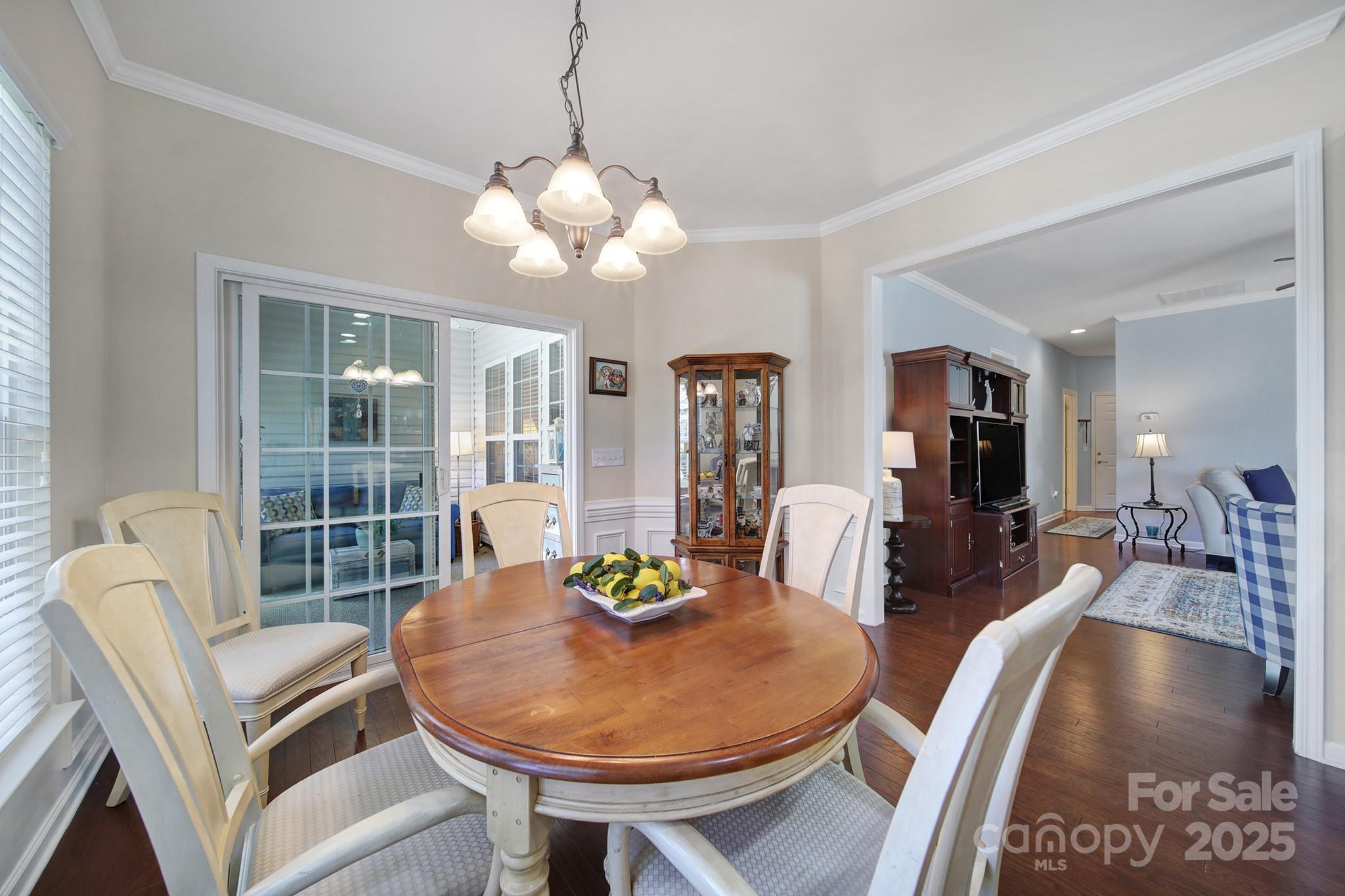5011 Broad Lane Property Photo 9