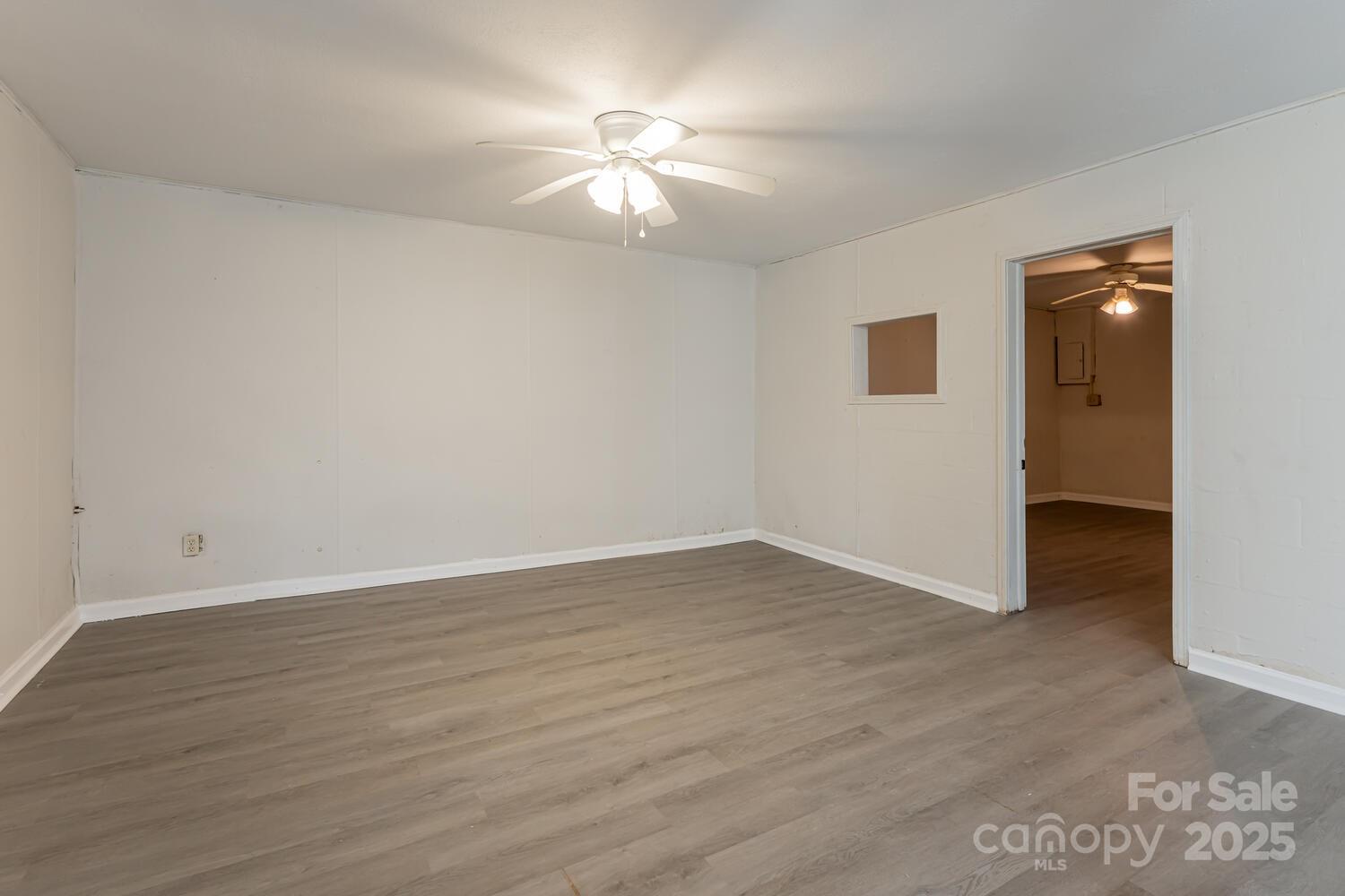 2 Evergreen Avenue Property Photo 30