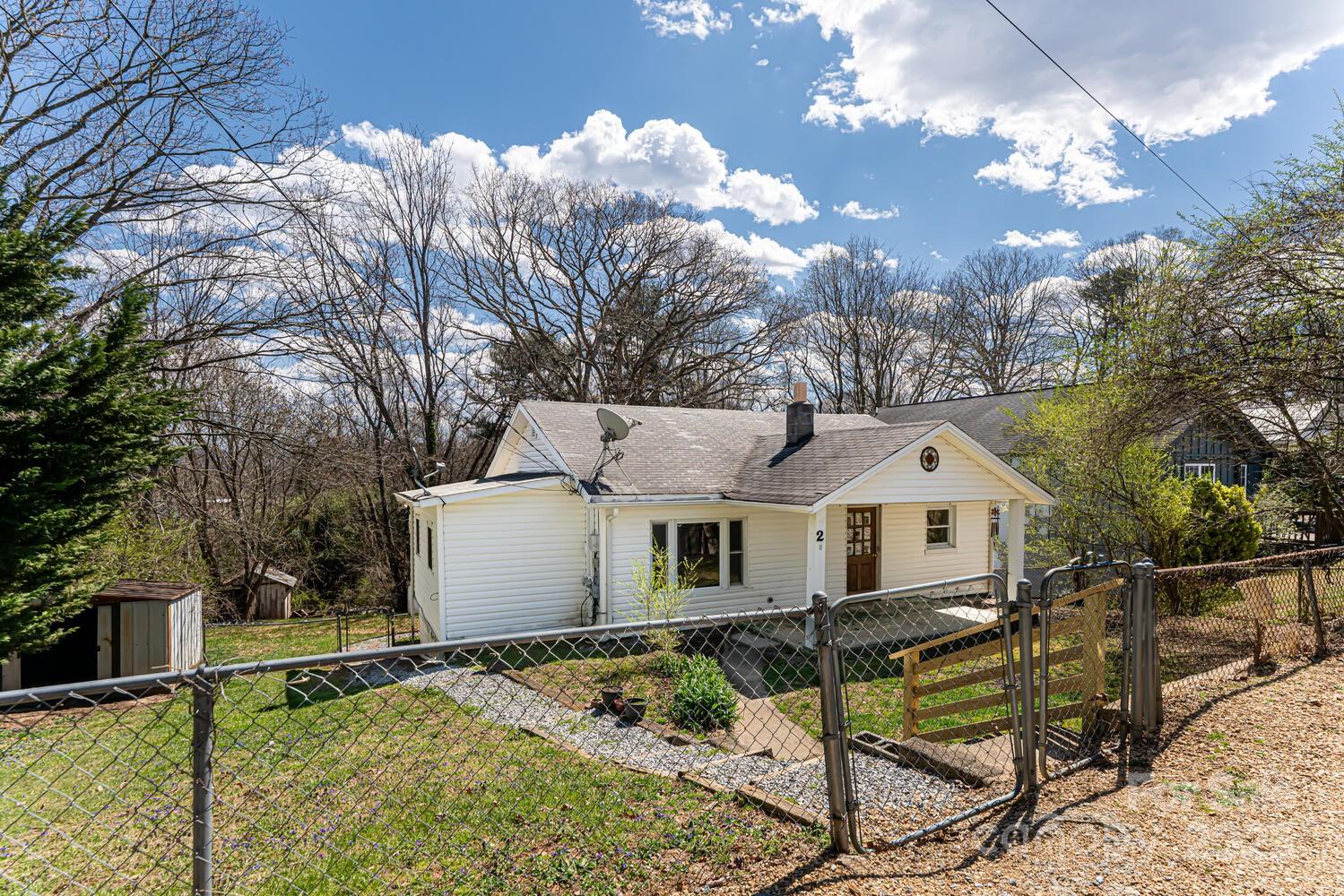 2 Evergreen Avenue Property Photo 37