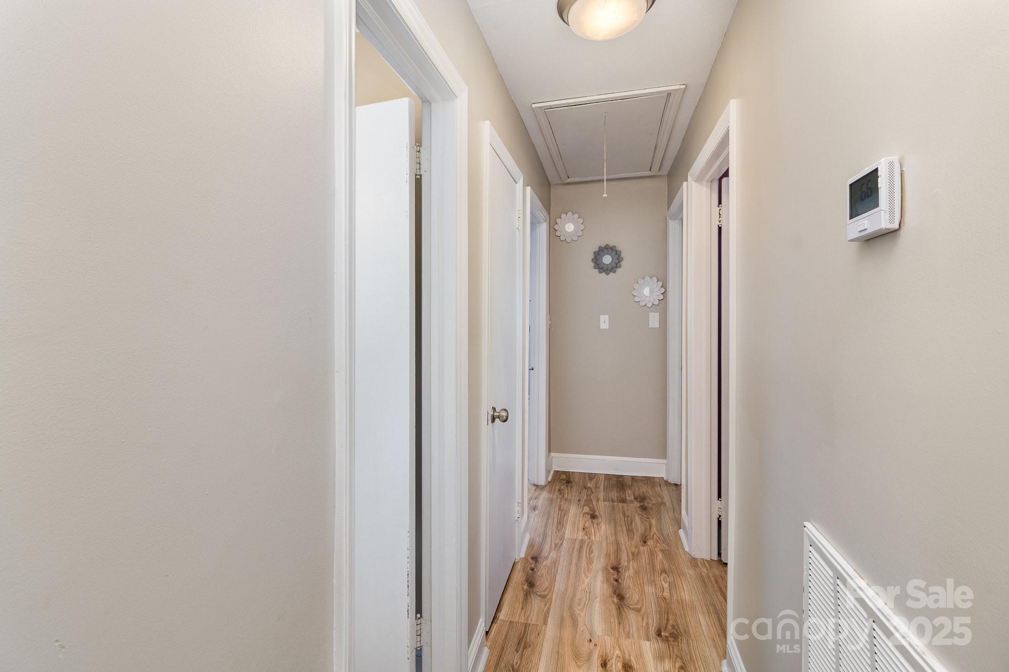 515 Burlington Street Property Photo 12